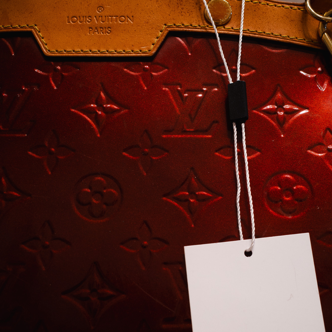 <strong>Materials and Craftsmanship</strong>