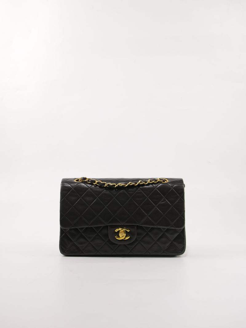 CHANEL - MEDIUM CLASSIC FLAP