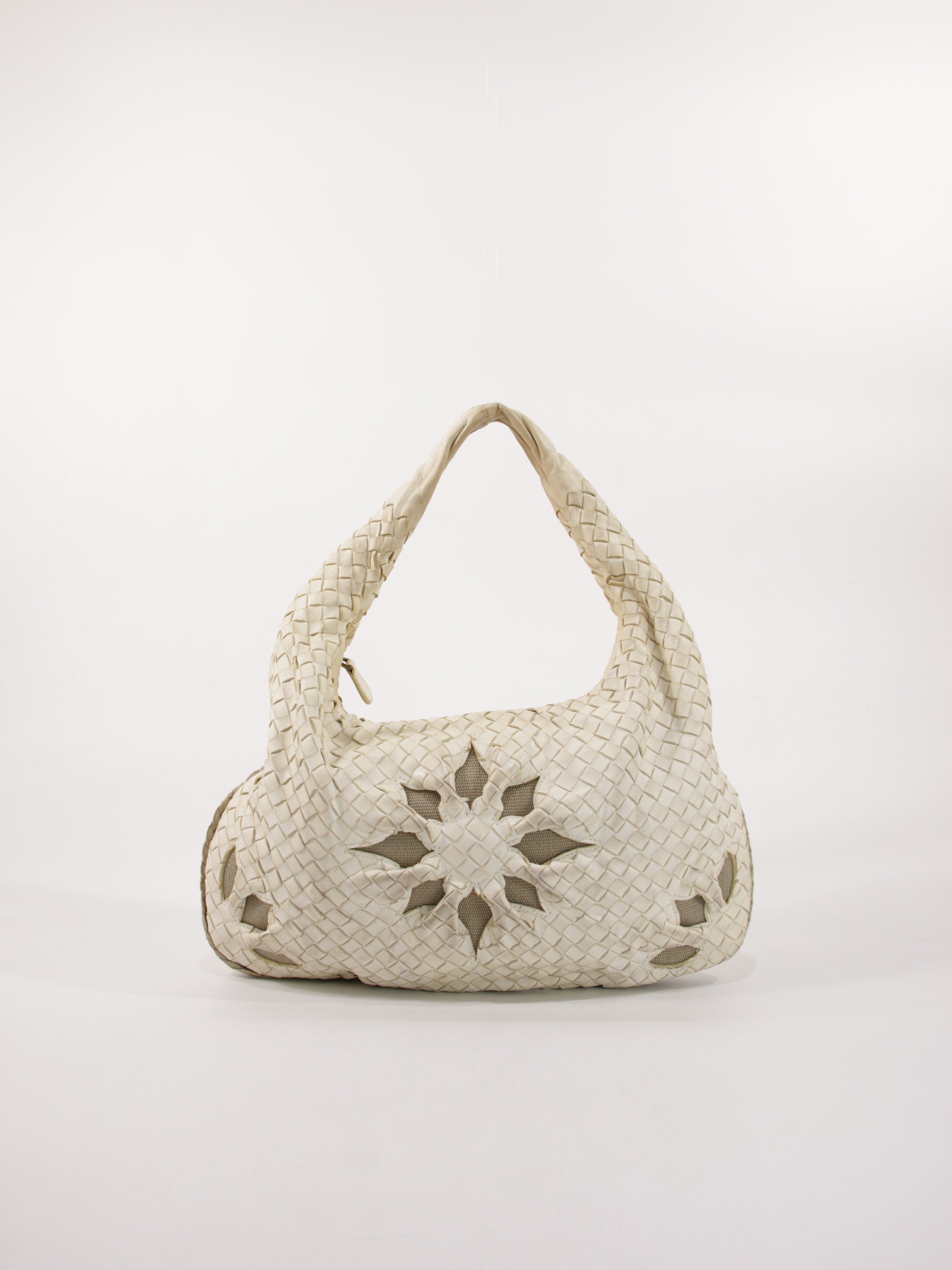 BOTTEGA VENETA - MEDIUM FLOWER HOBO