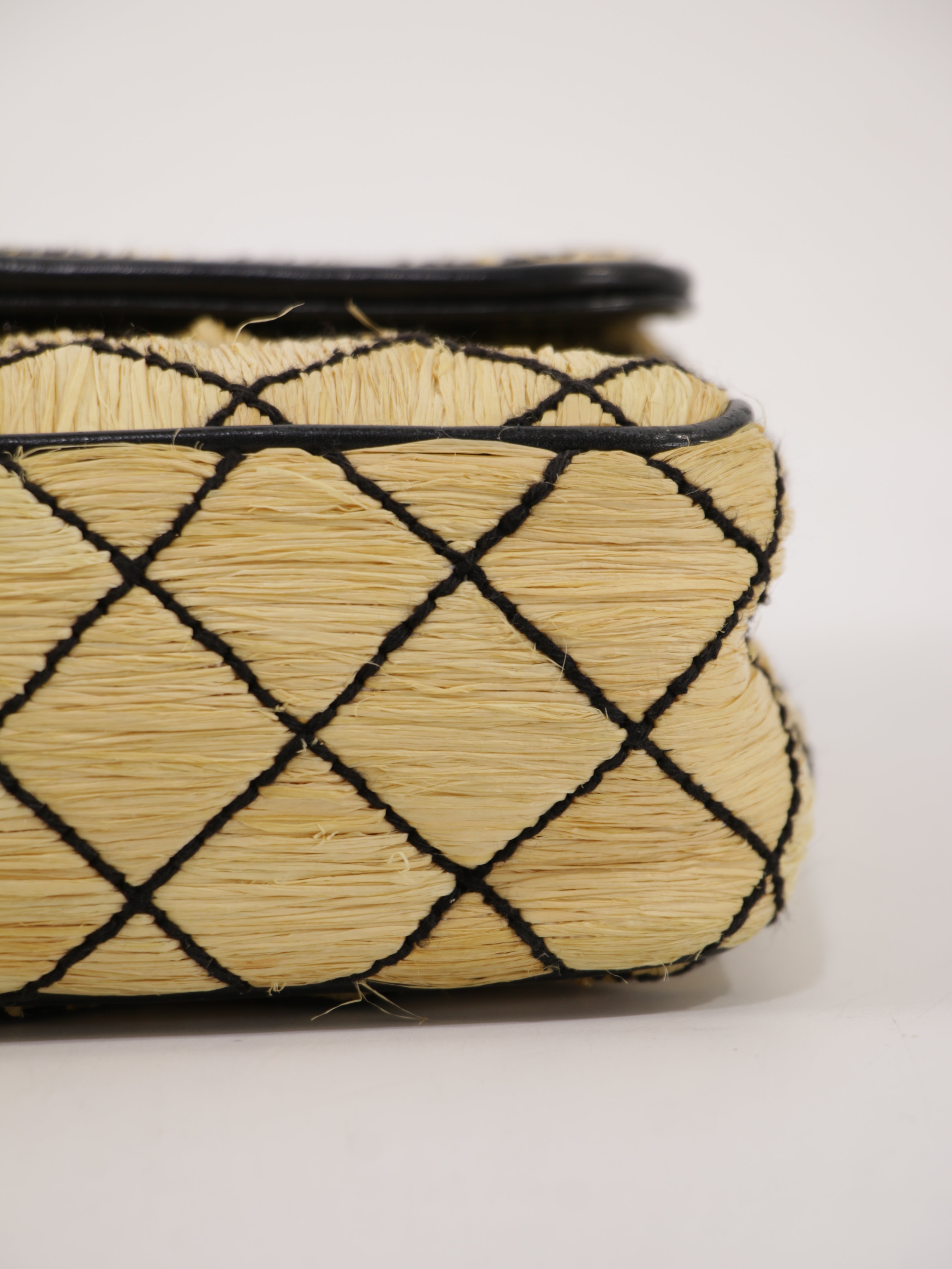 Medium Single Flap