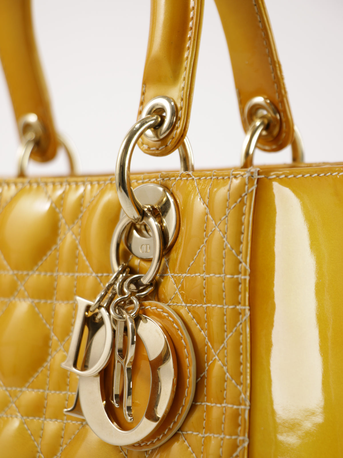 Christian Dior Medium Lady Dior