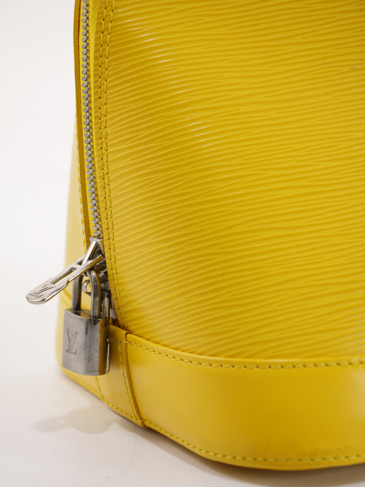 Louis Vuitton Alma GM