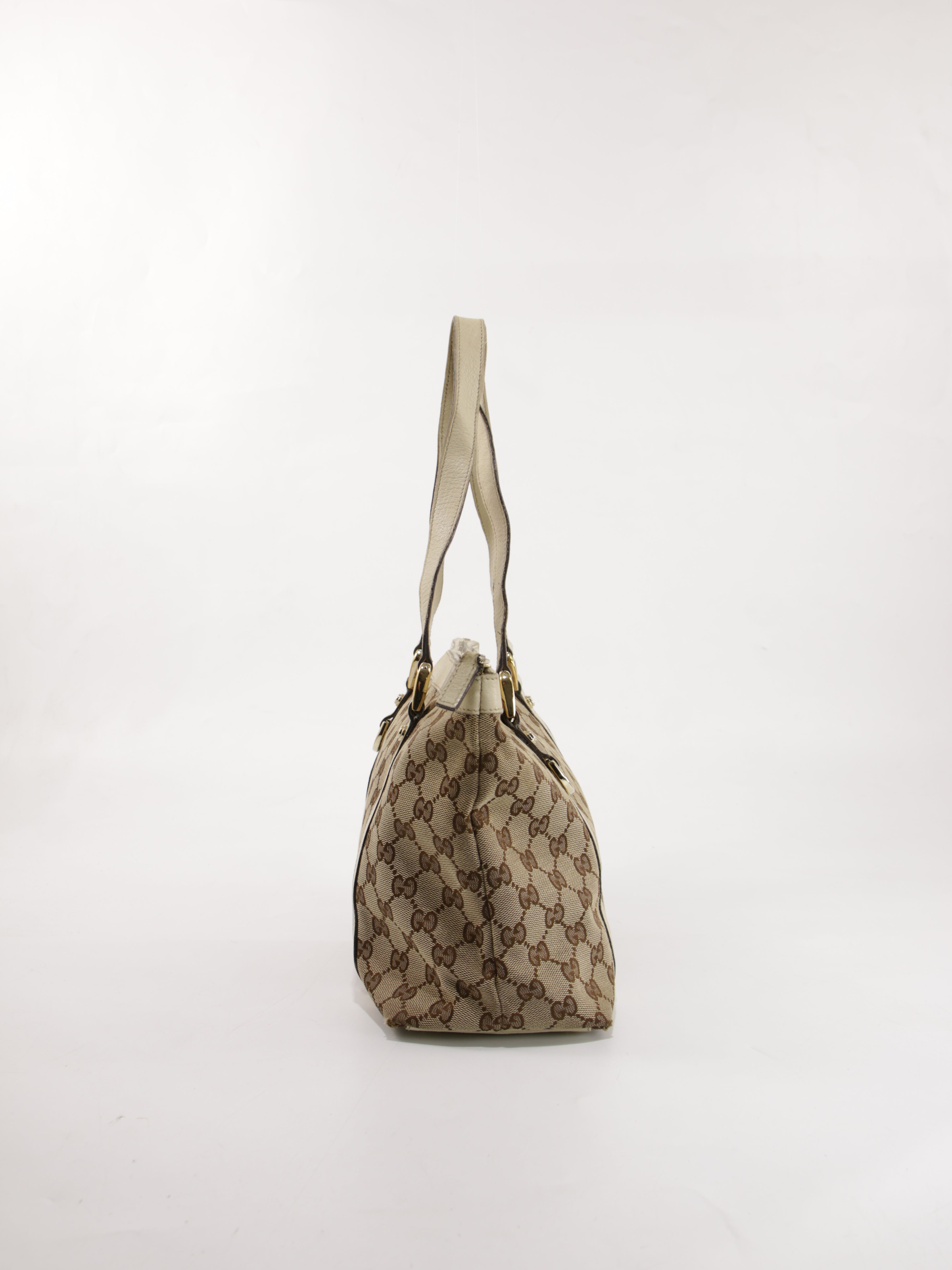 Abbey Zip Tote