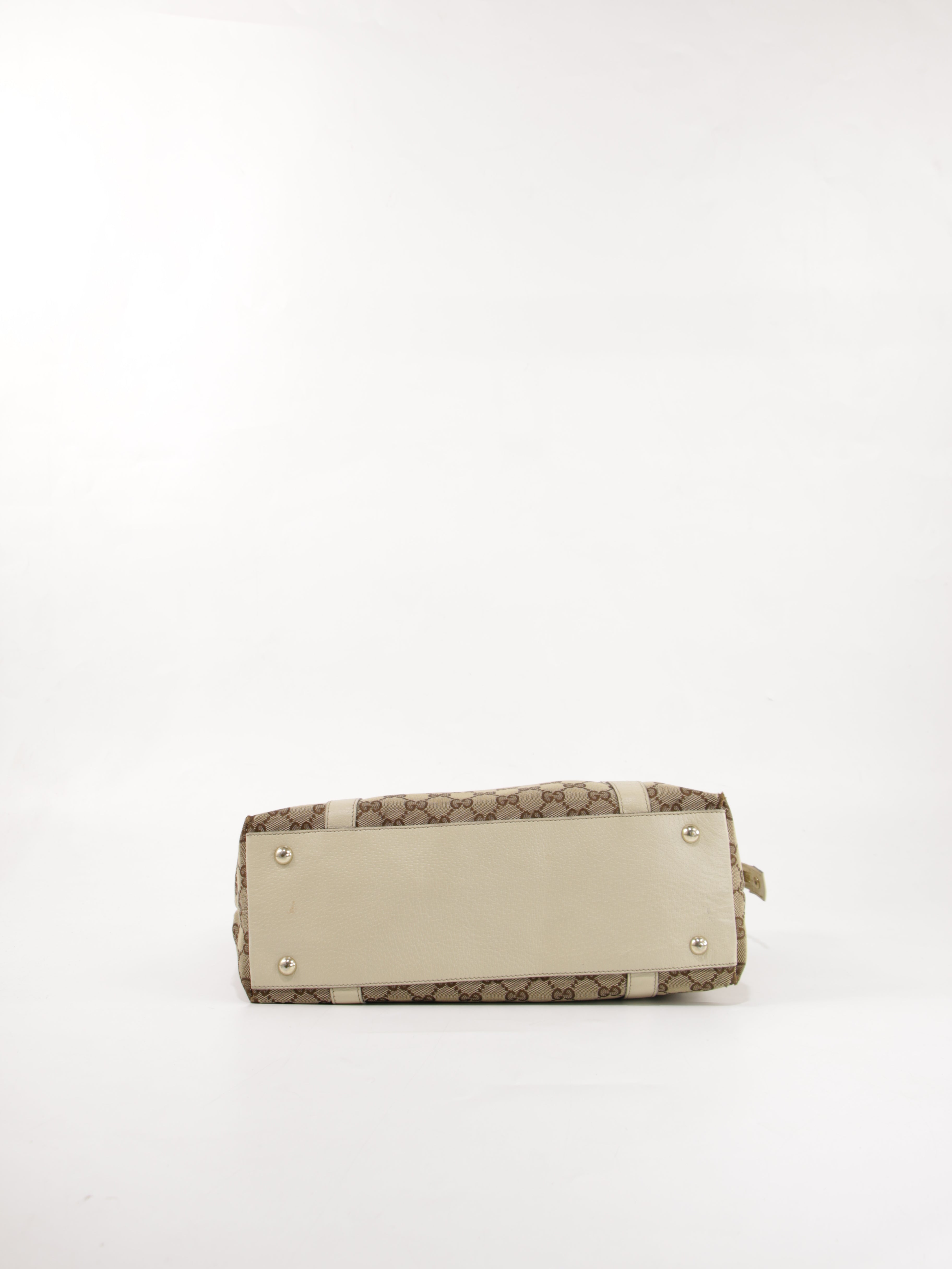 Abbey Zip Tote