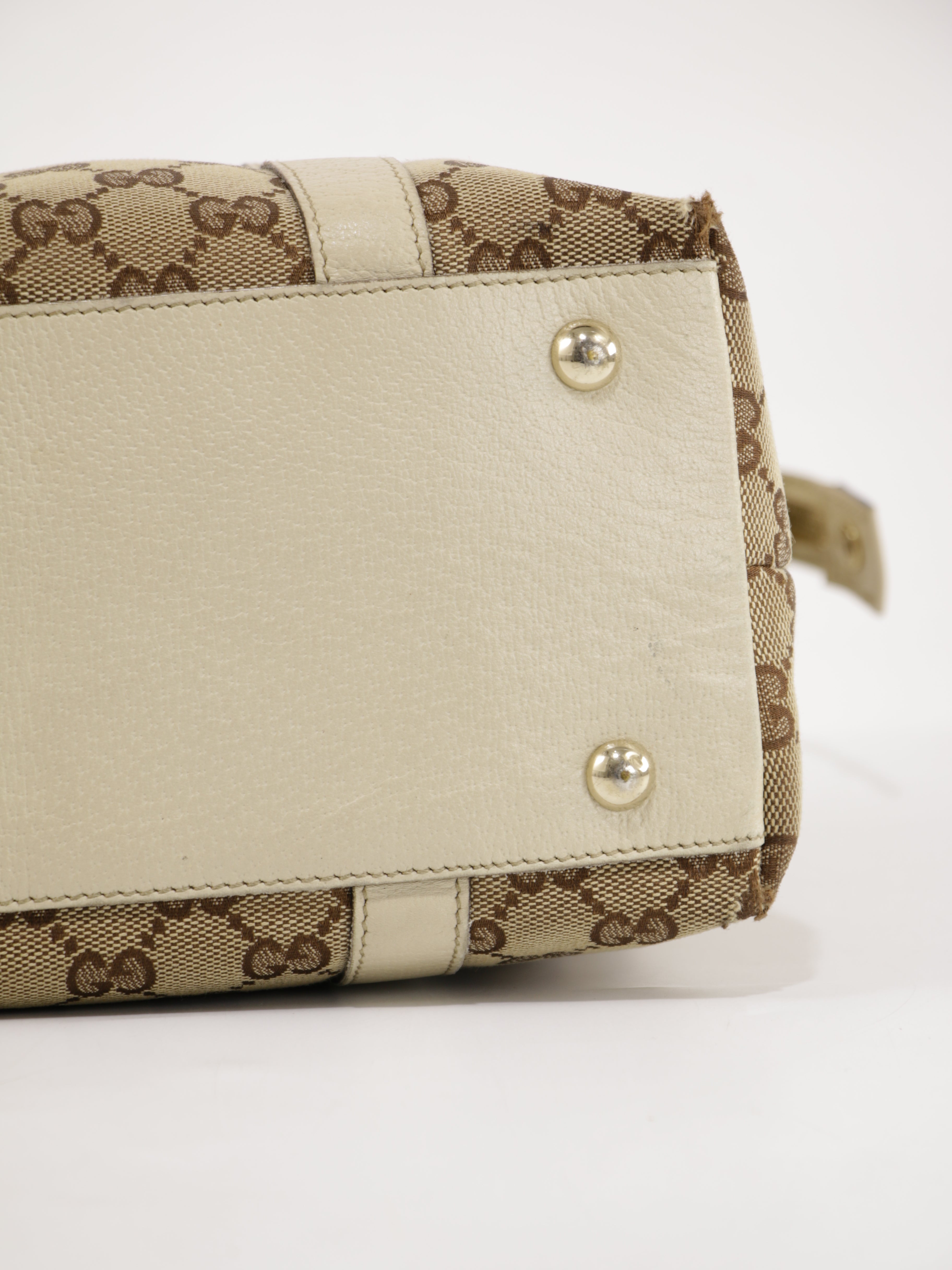 Abbey Zip Tote