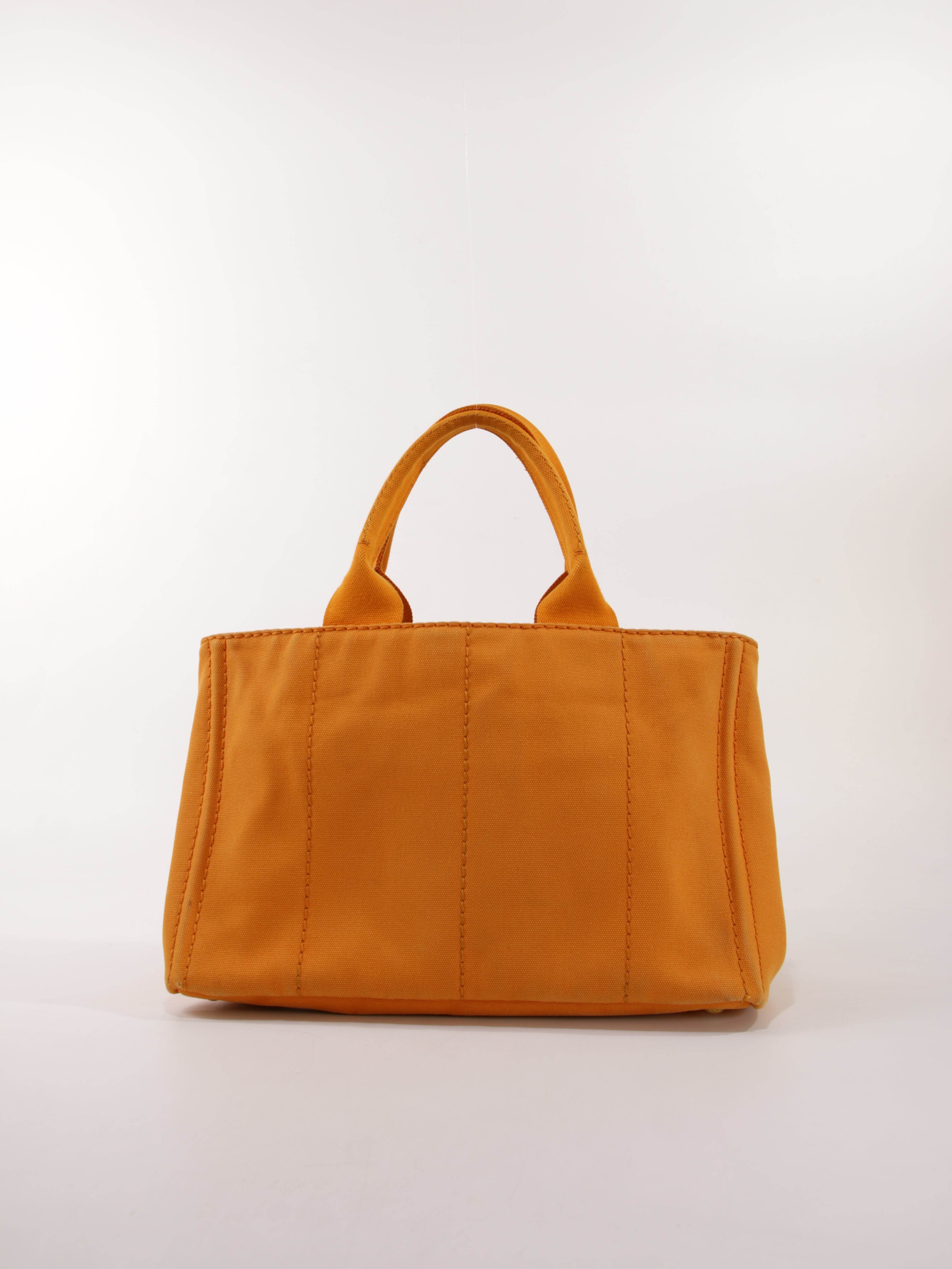 Medium Canapa