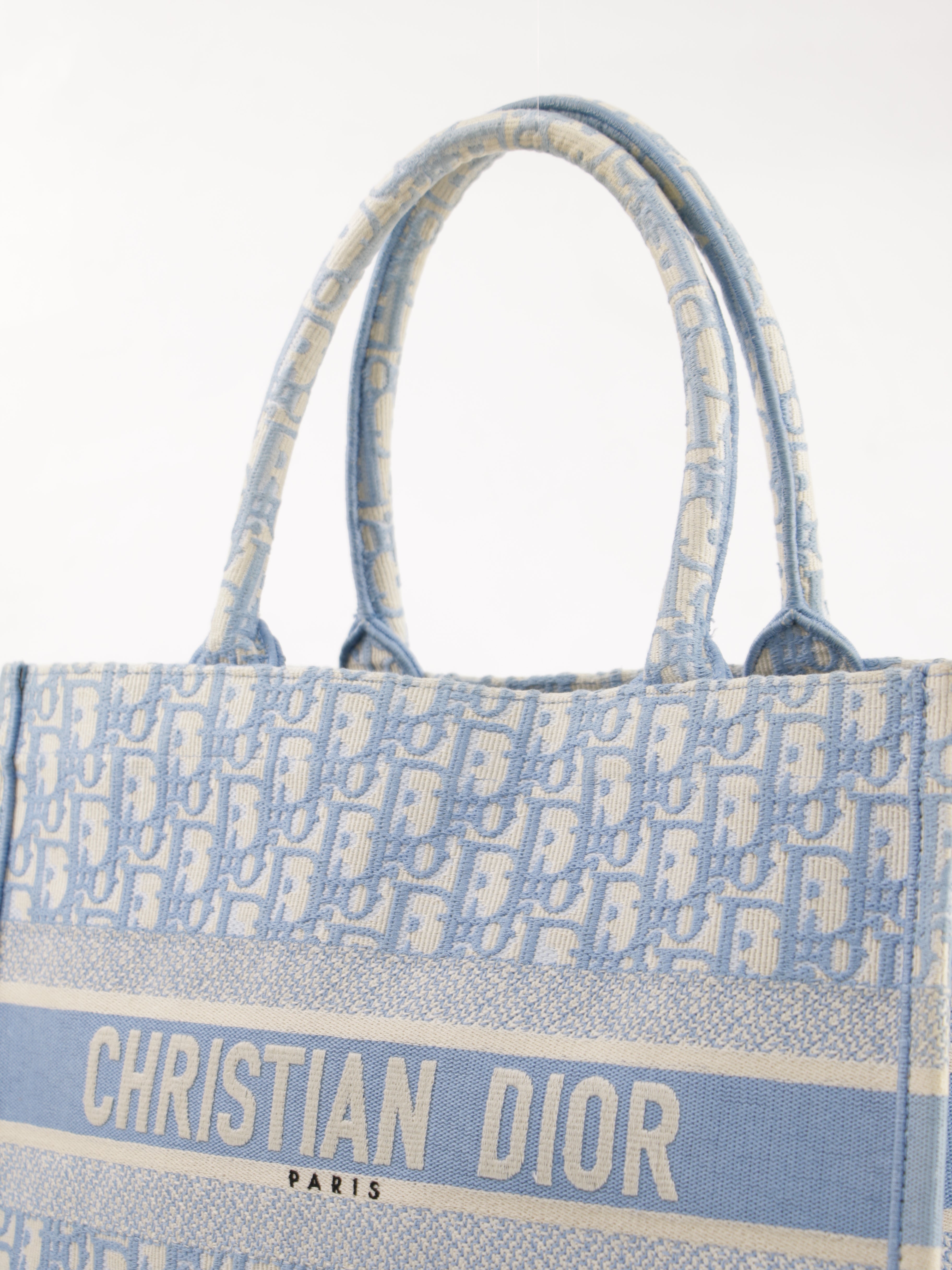 Medium Book Tote