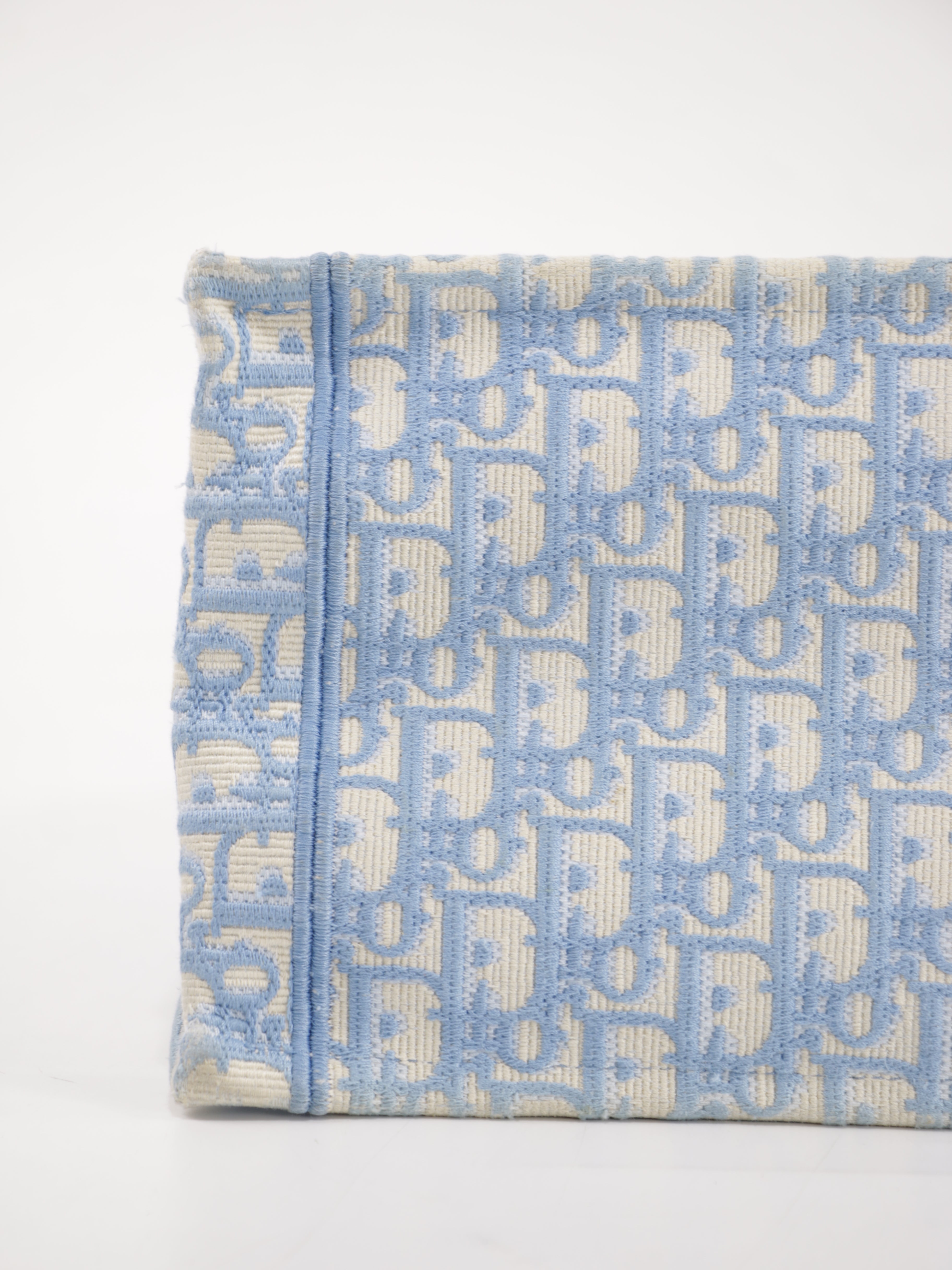 Medium Book Tote