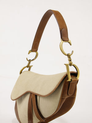 Saddle