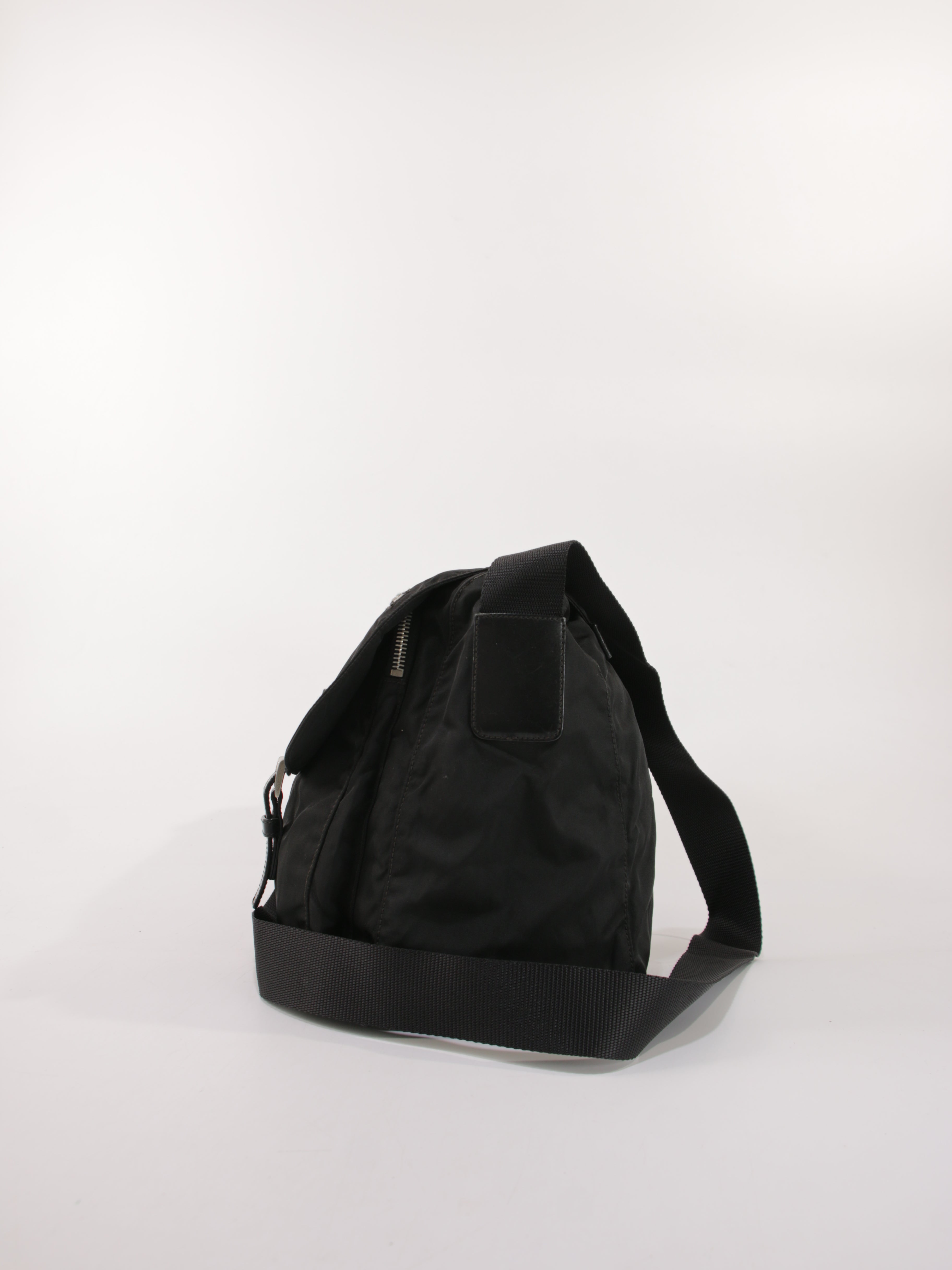 Double Buckle Messenger