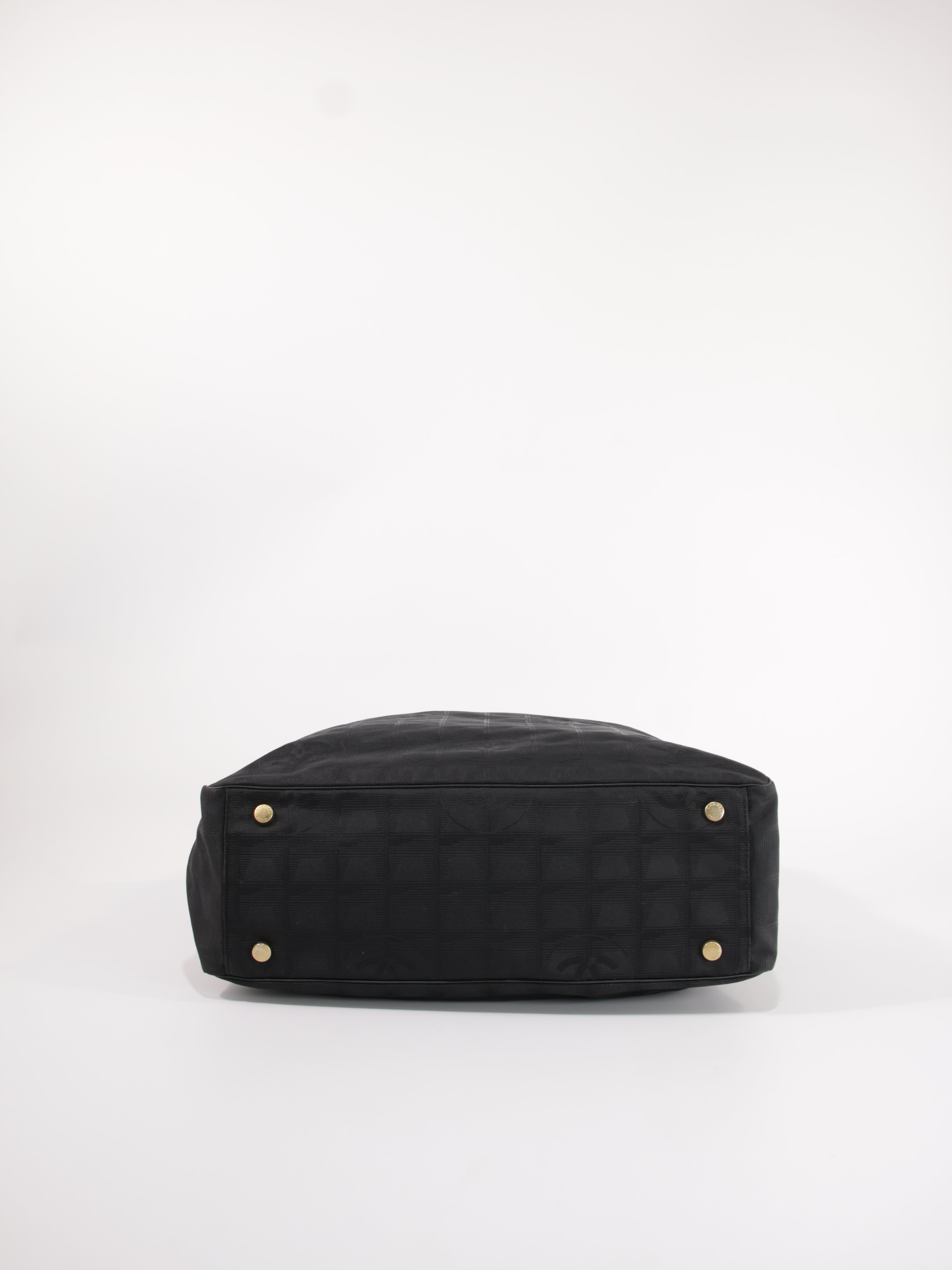 Large Travel Line Tote