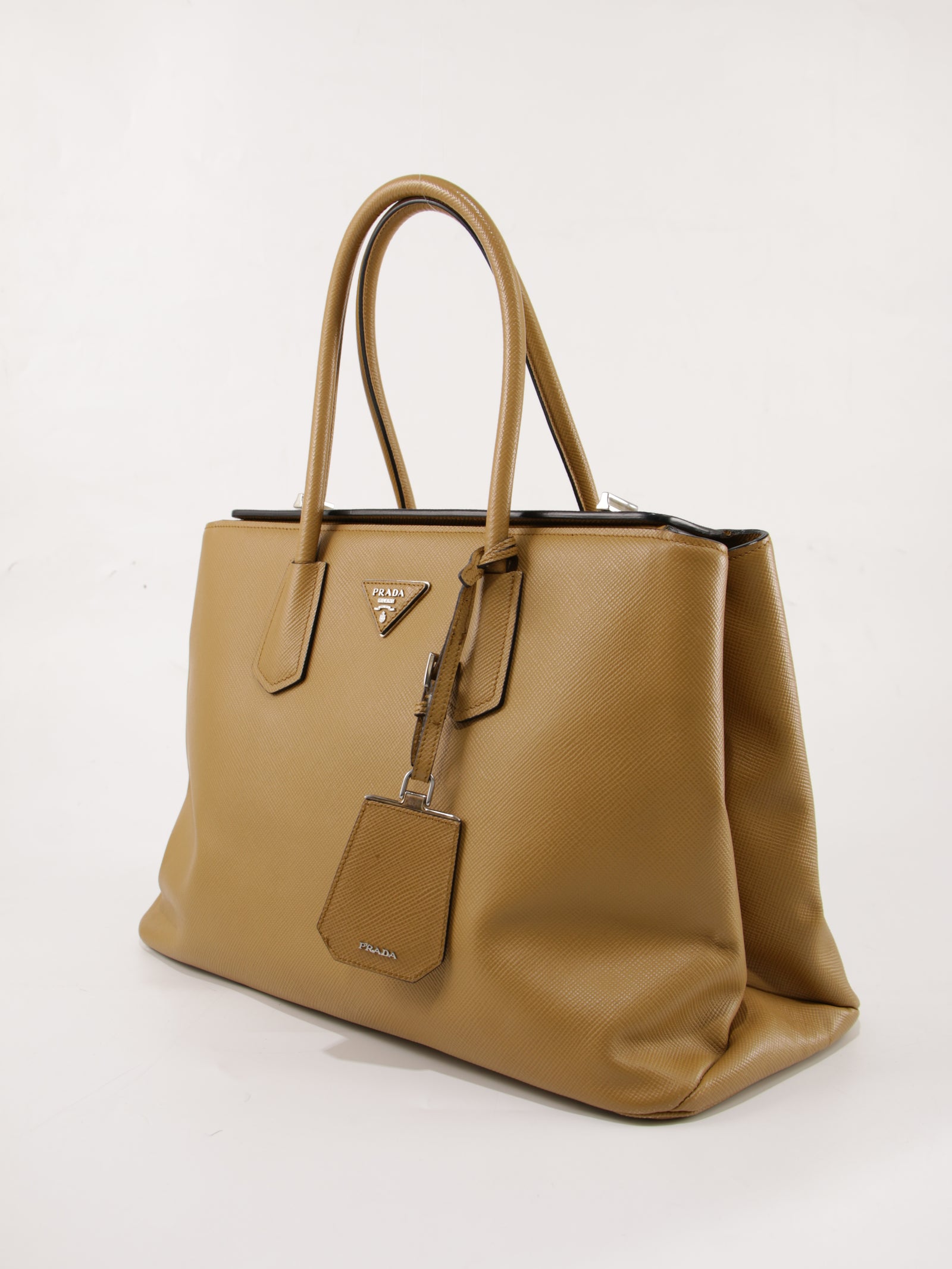 Twin Pocket