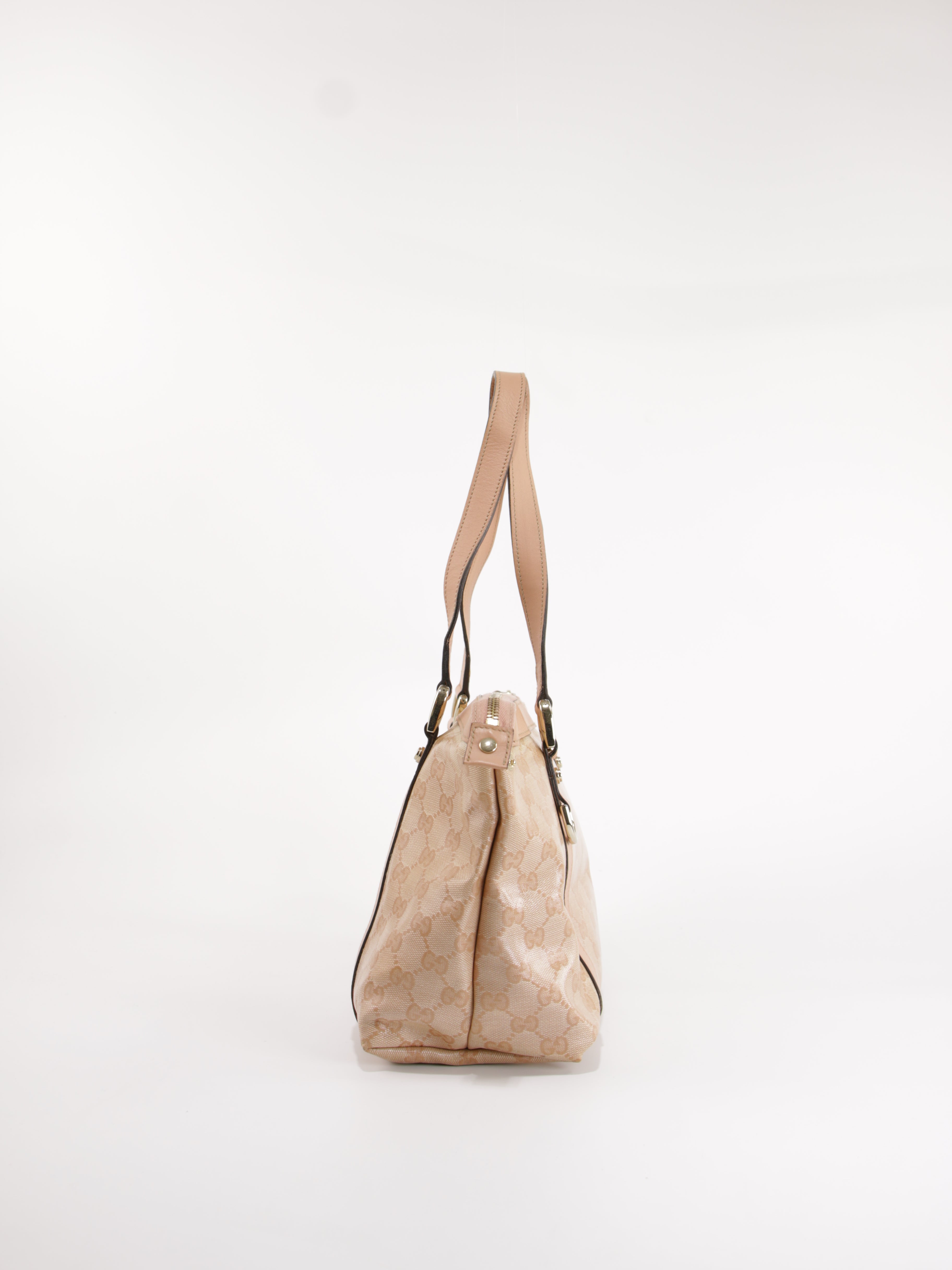 Abbey Zip Tote