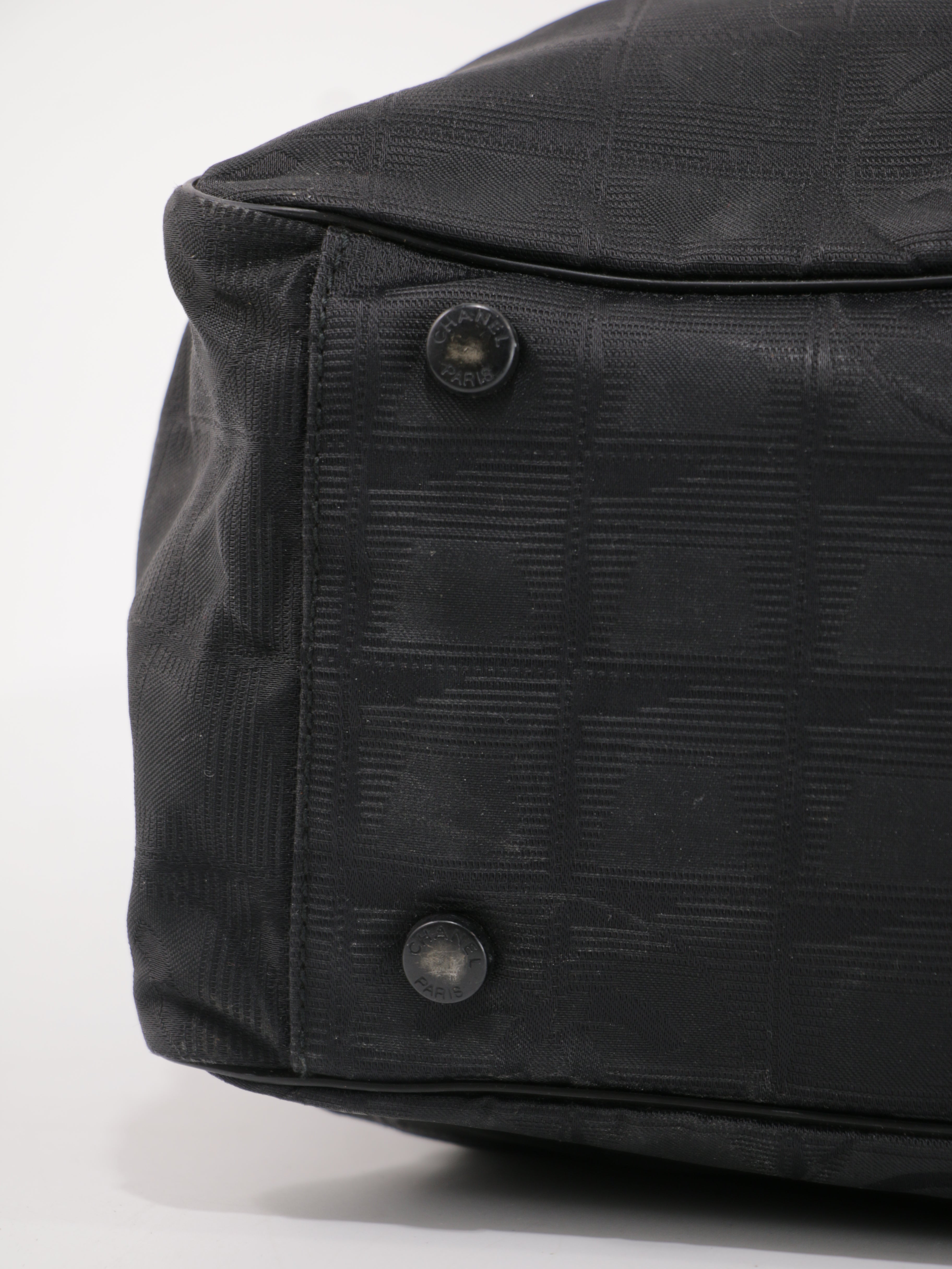 Large Travel Line Tote