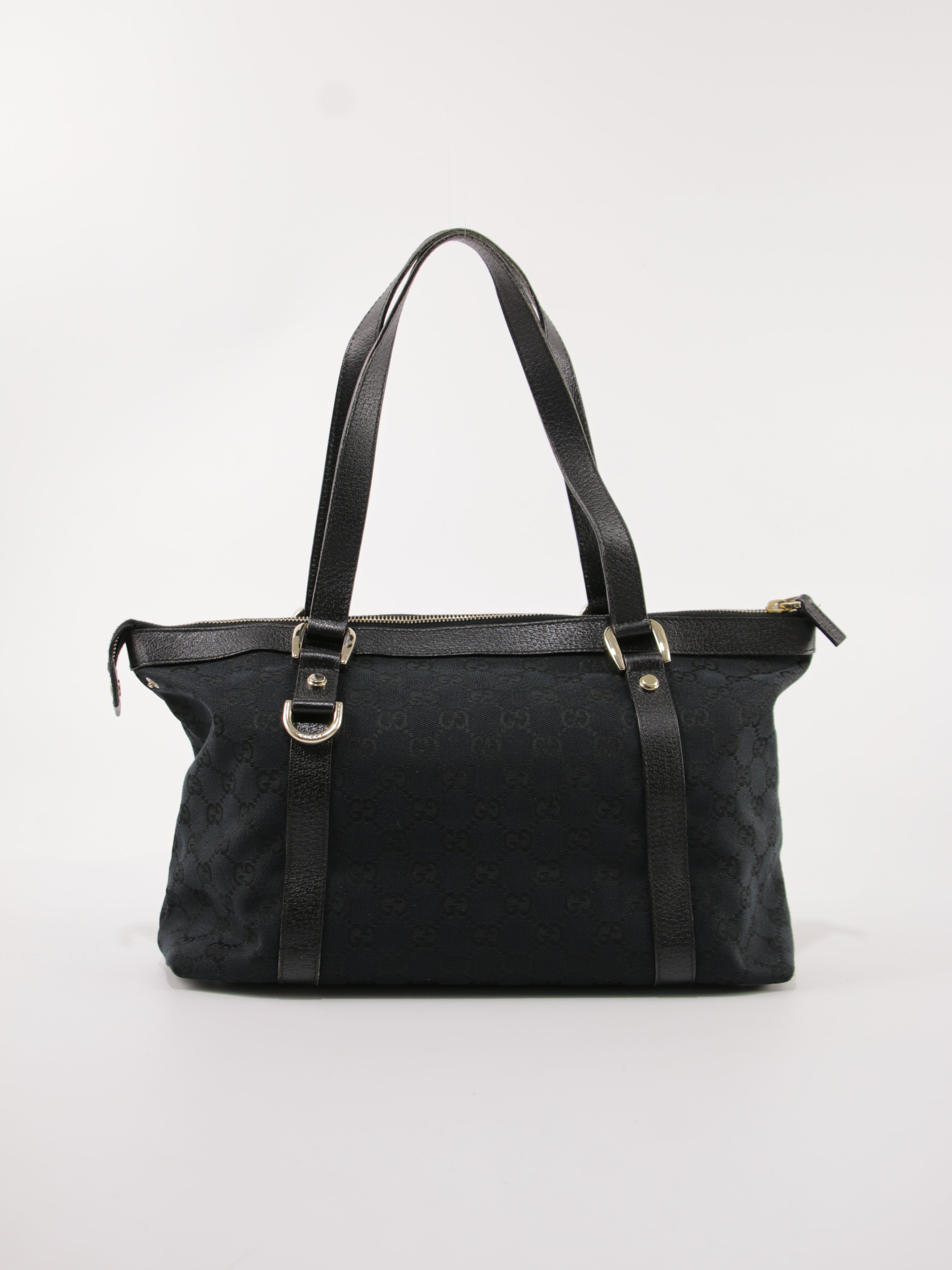 Abbey Zip Tote