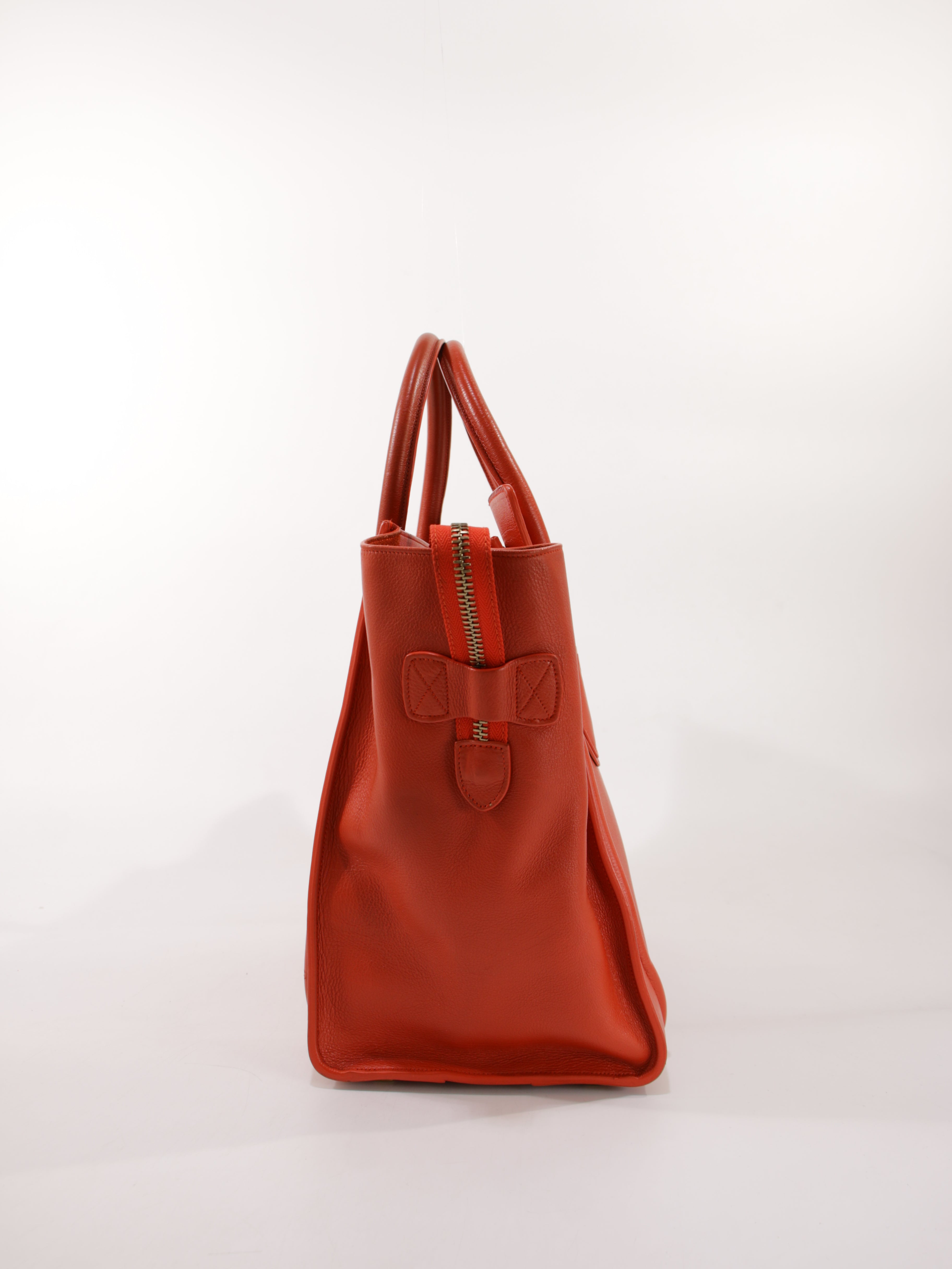 Medium Luggage
