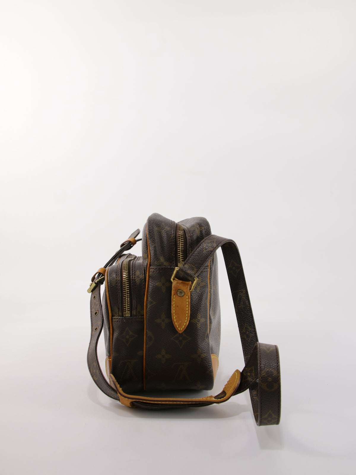 Louis Vuitton Nile PM
