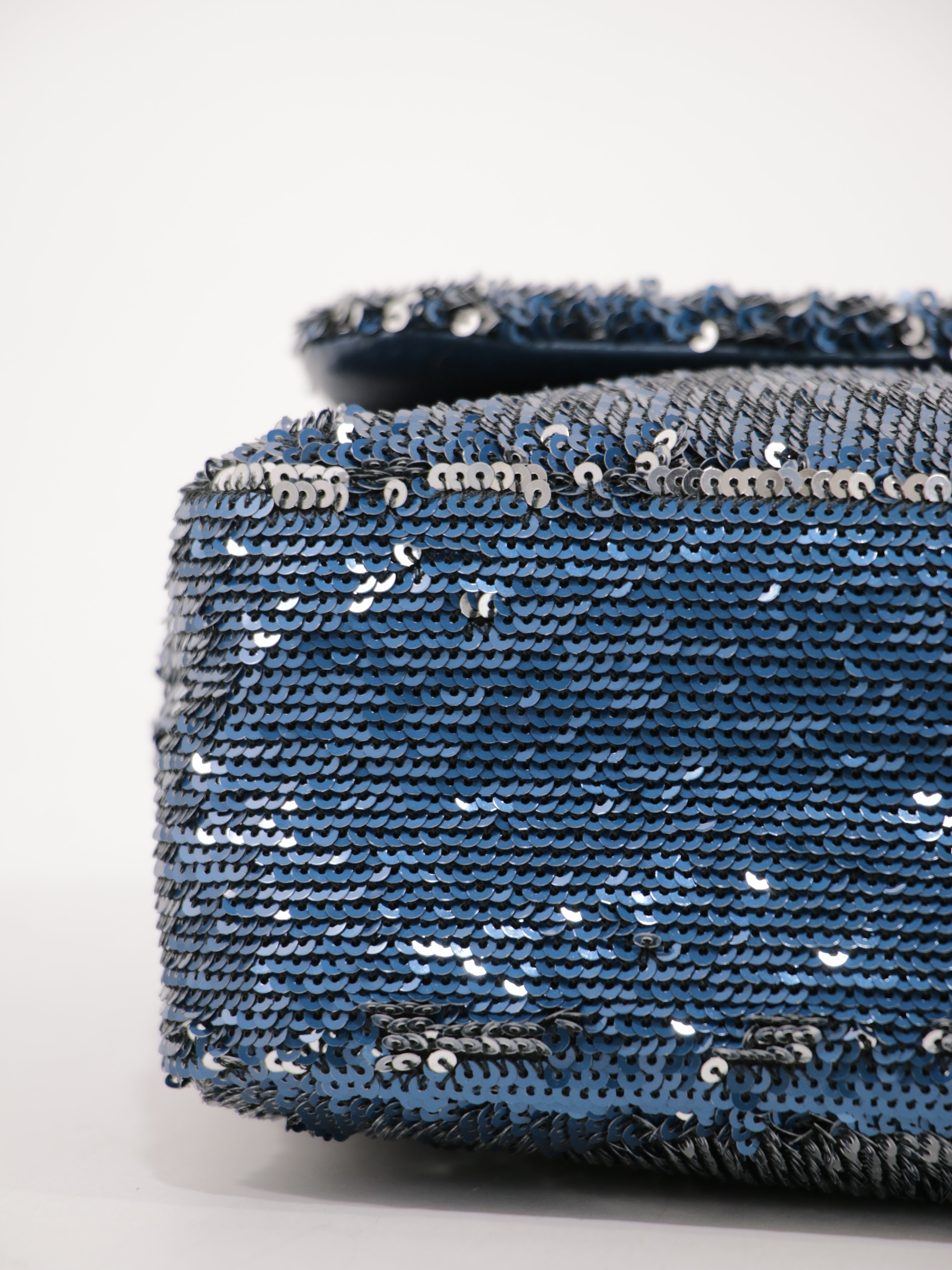 Medium Single Flap