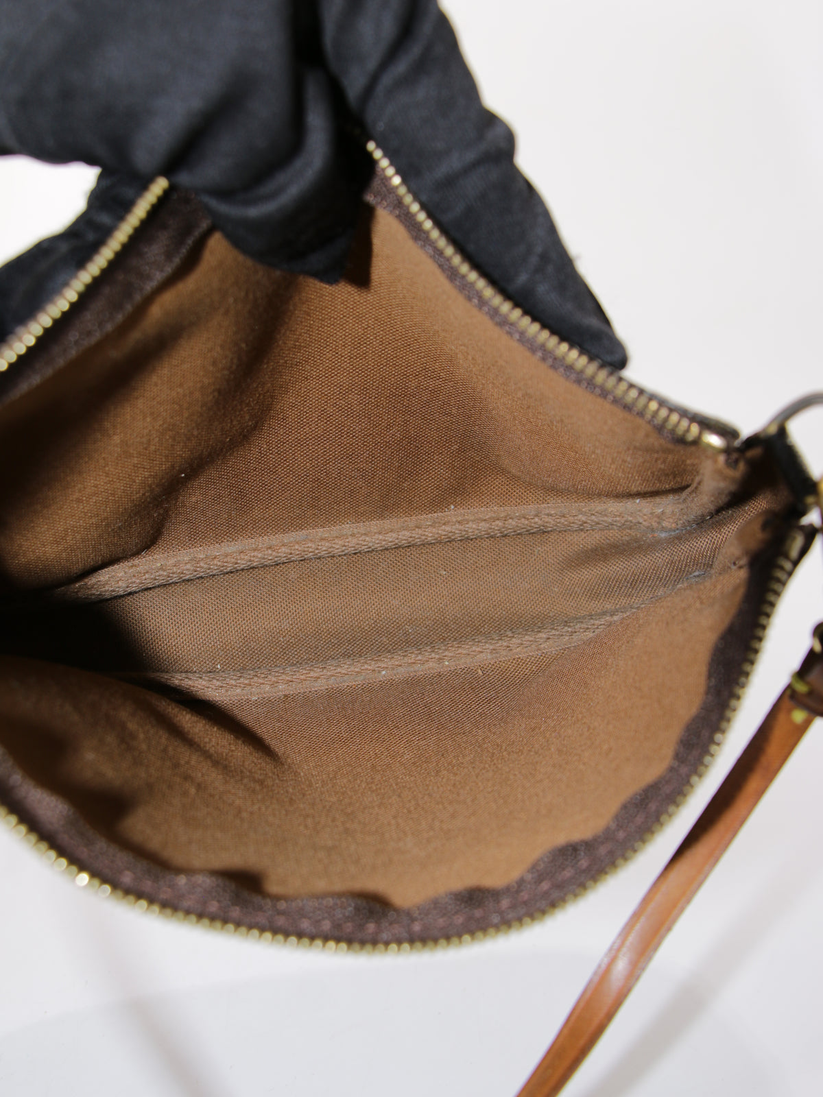 Louis Vuitton Accessories Pochette