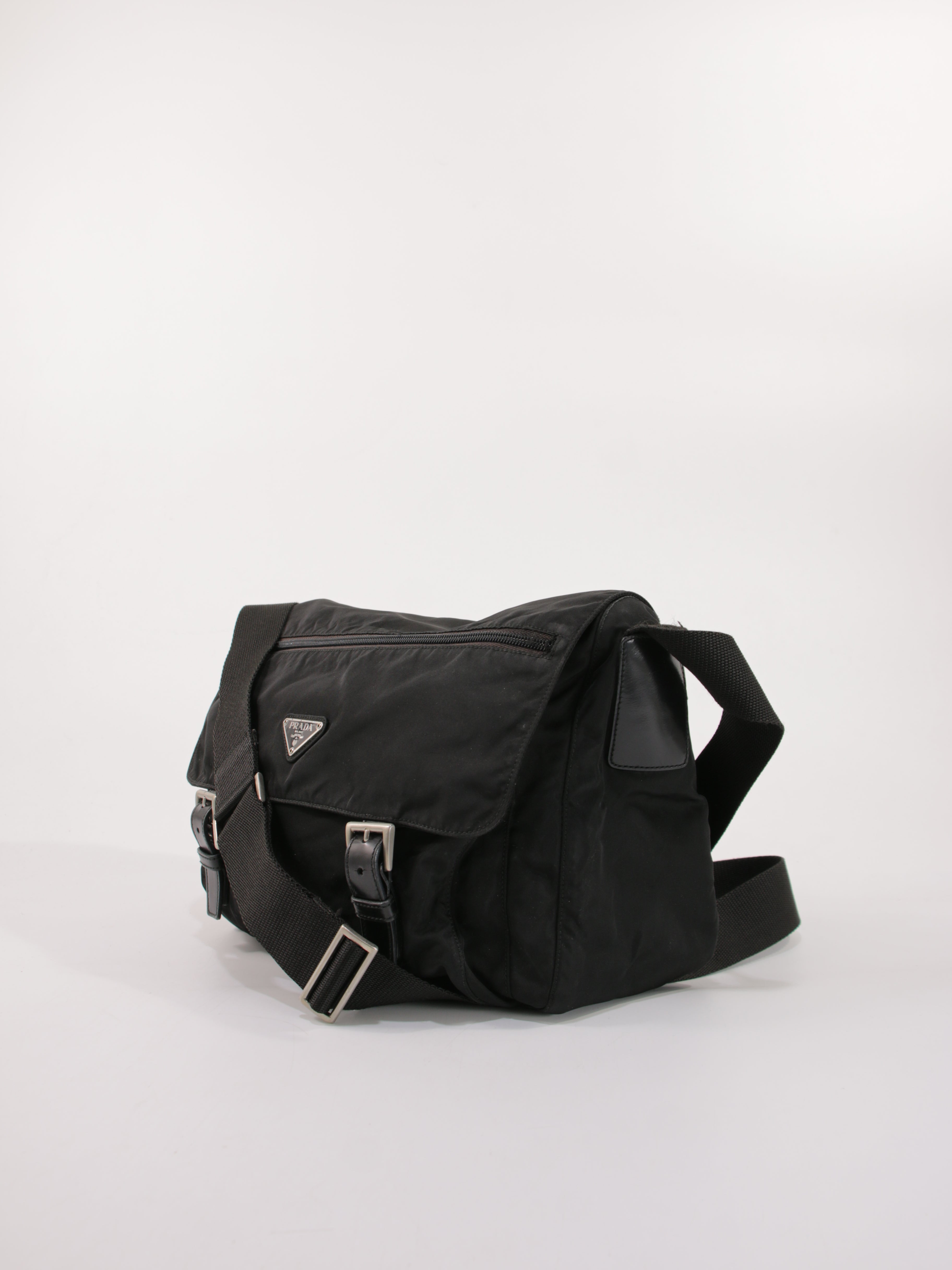 Double Buckle Messenger