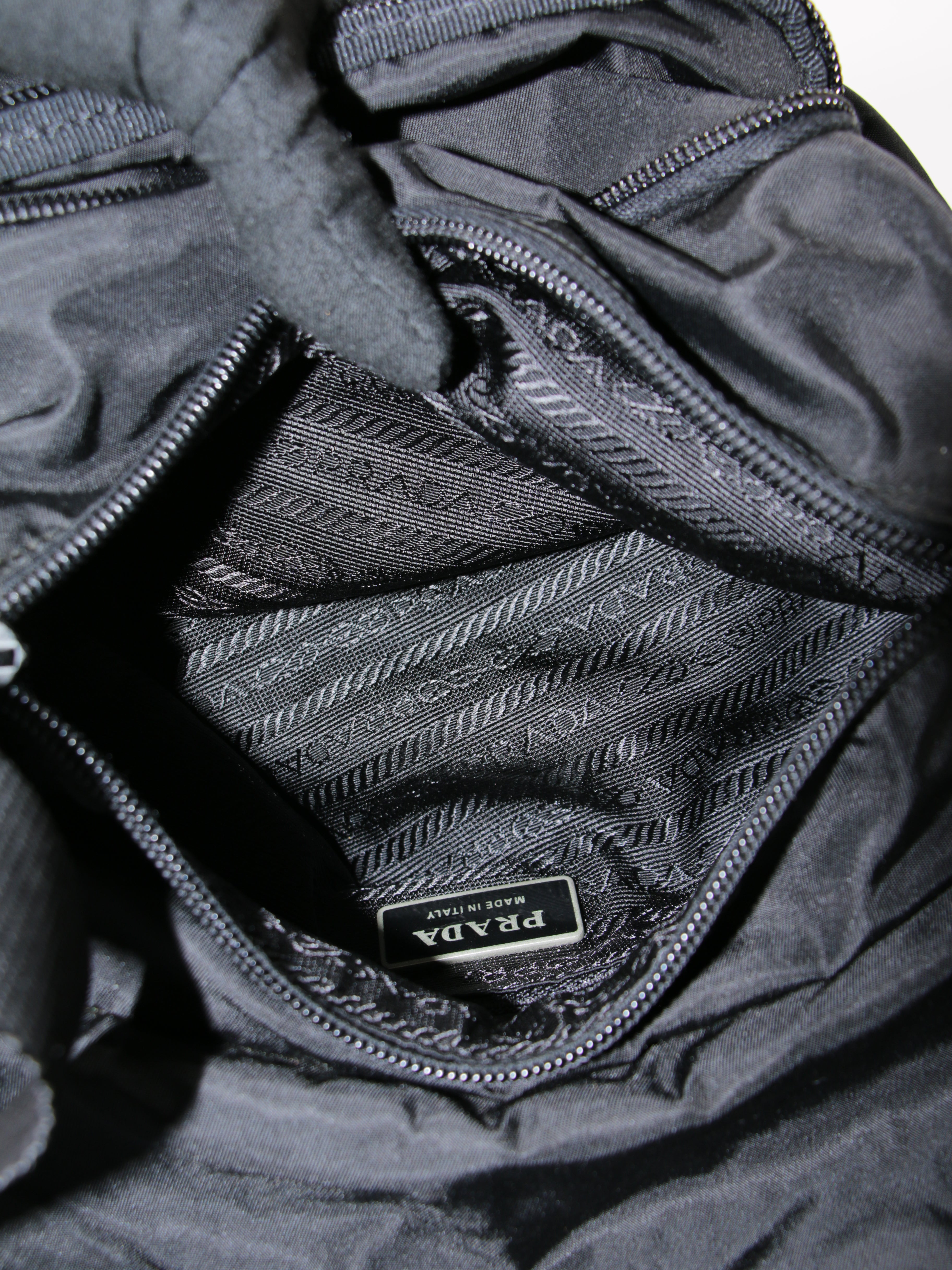 Single Buckle Messenger