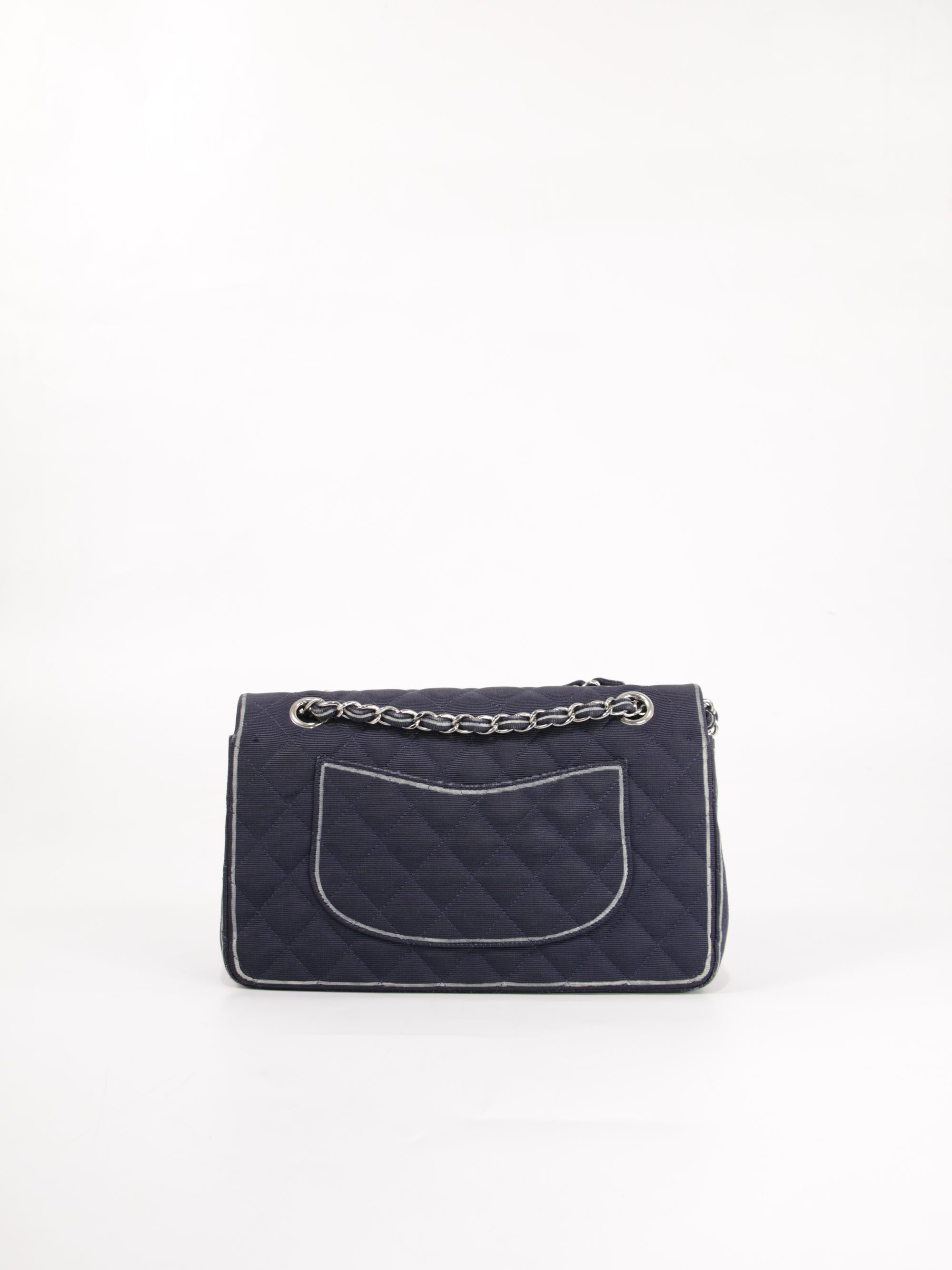 Medium Classic Flap