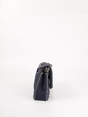 Medium Classic Flap