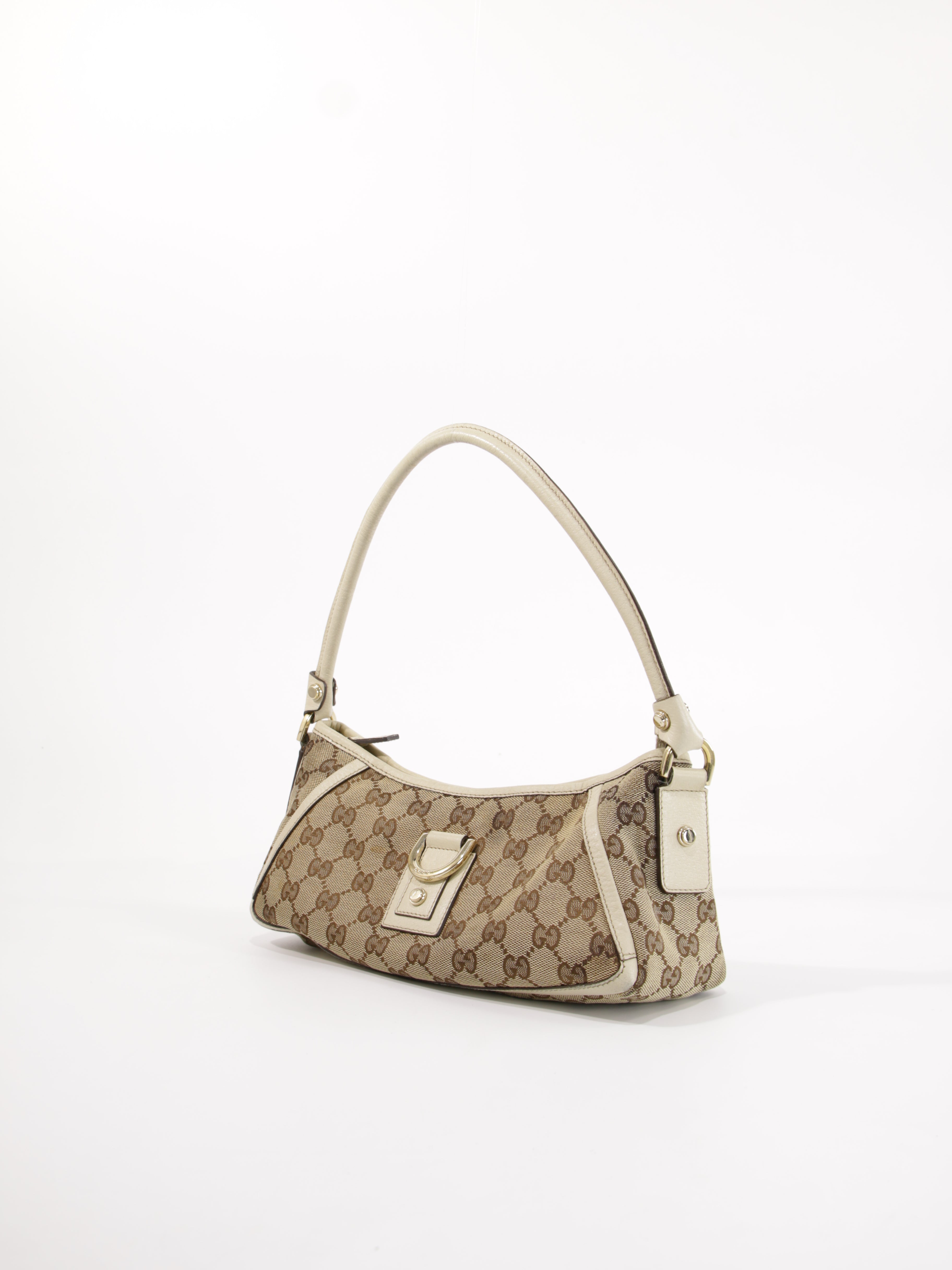 Abbey D-Ring Pochette