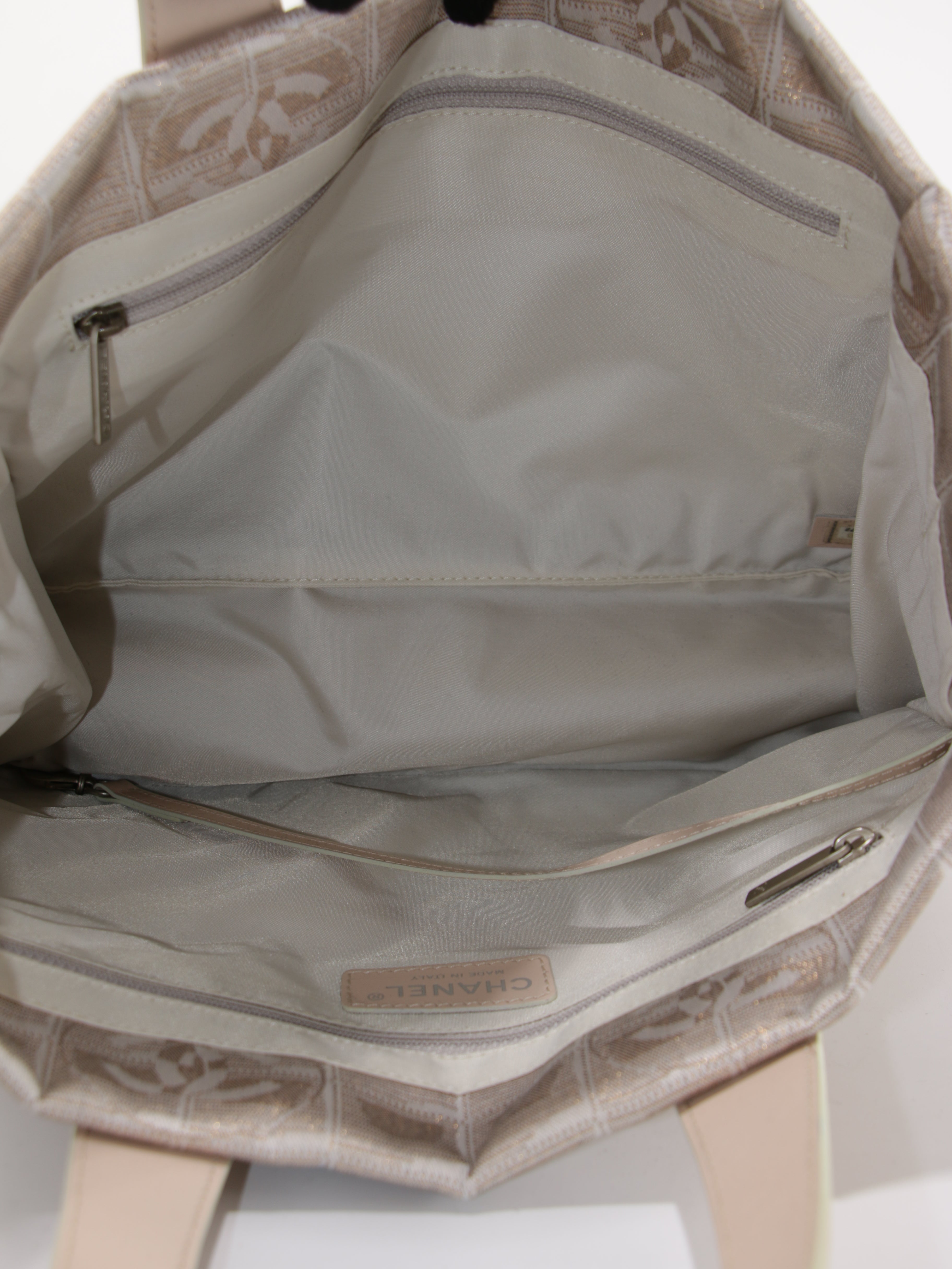 Small New Travel Line Tote