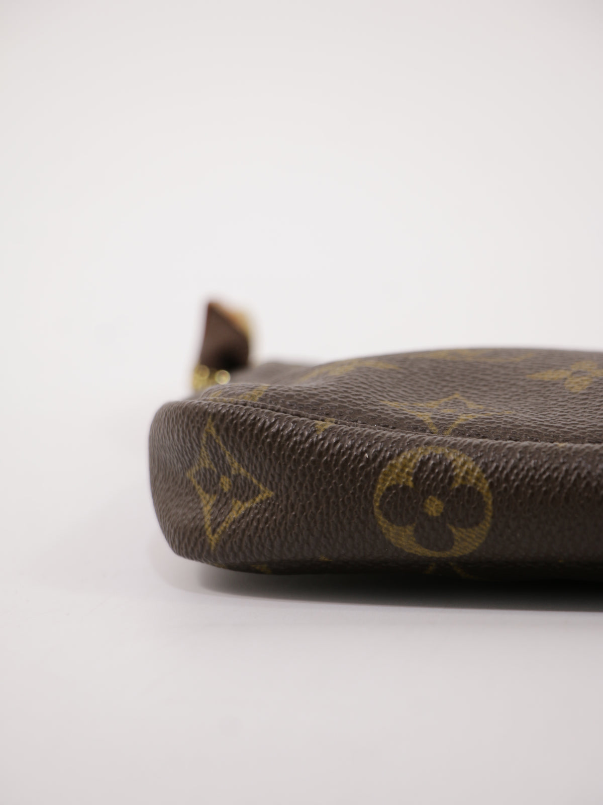 Louis Vuitton Mini Accessories Pochette