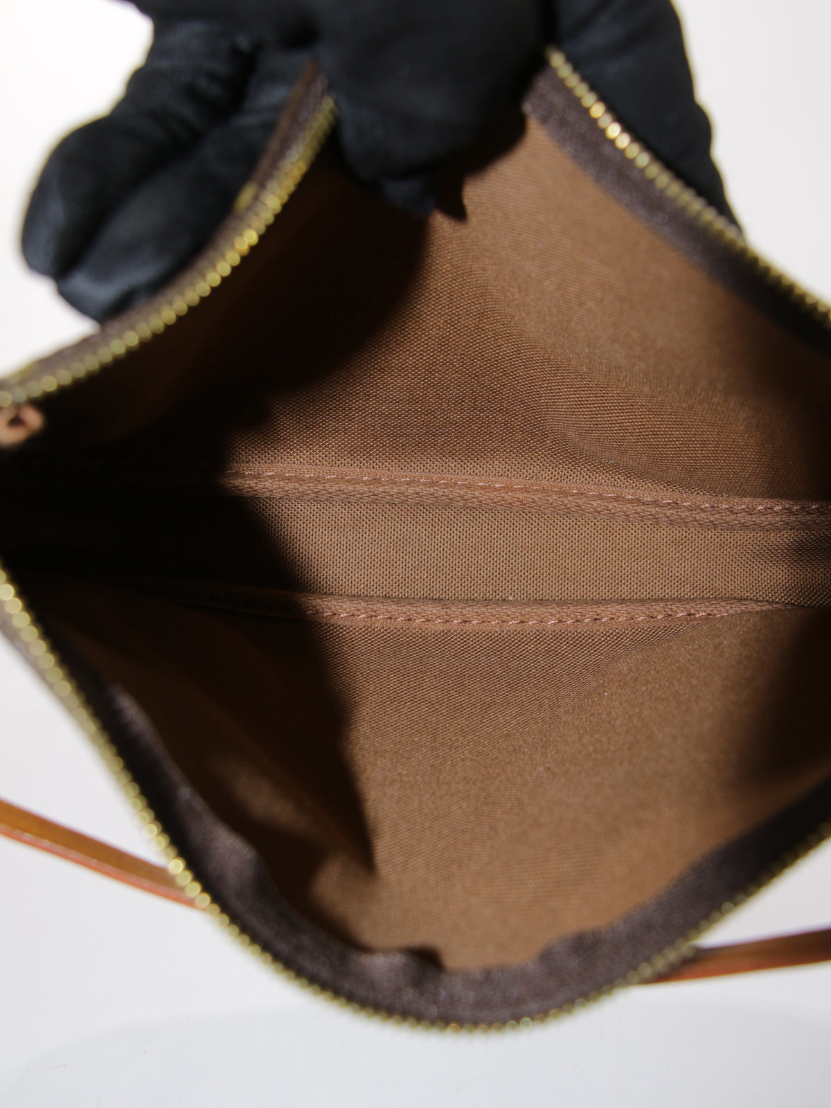Louis Vuitton Accessories Pochette