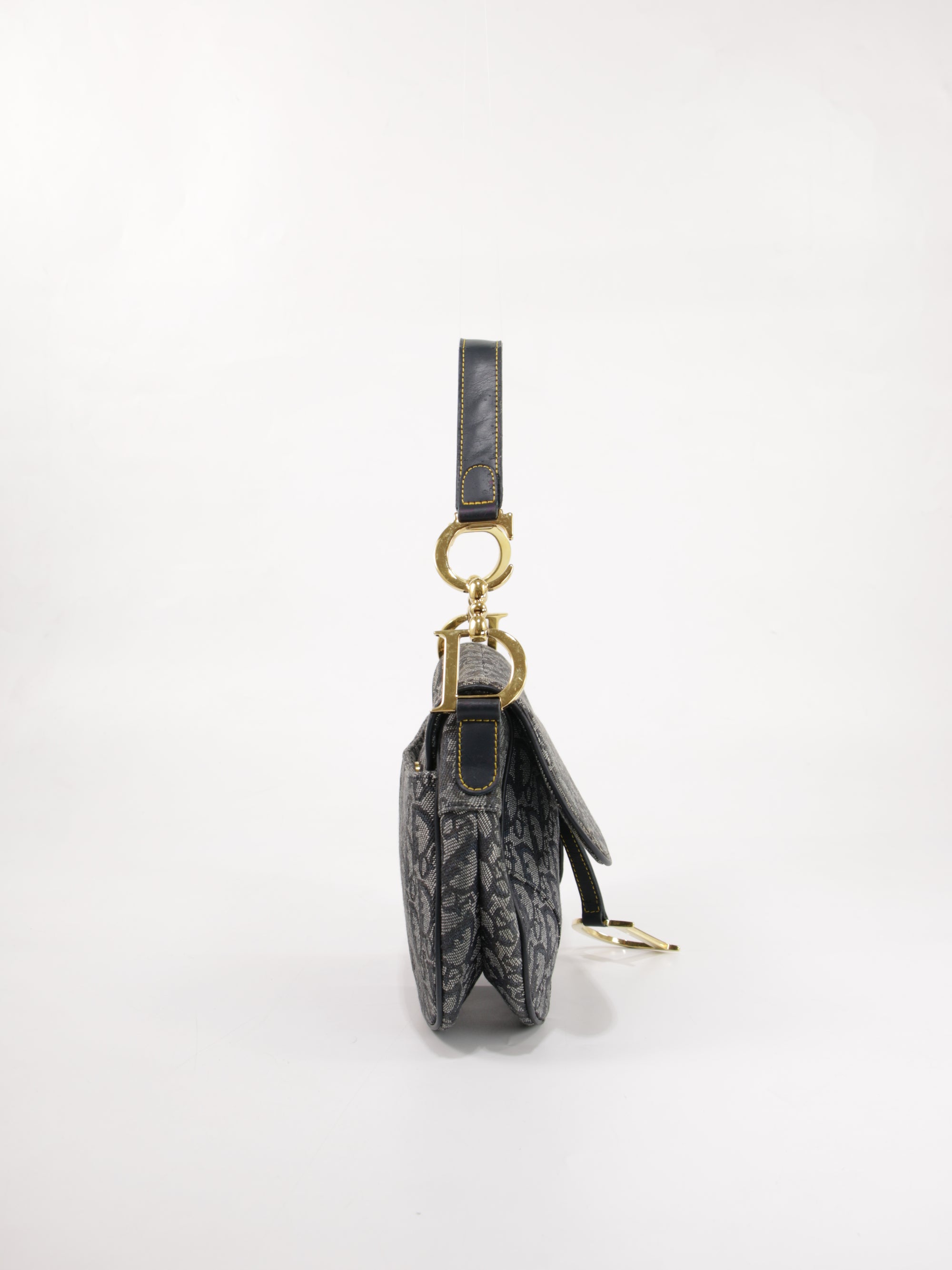 Saddle