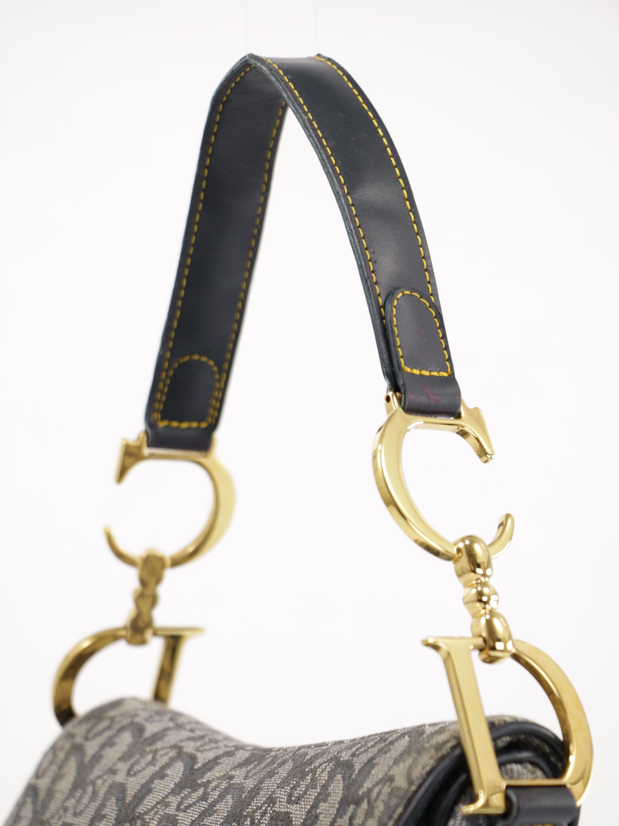 Saddle