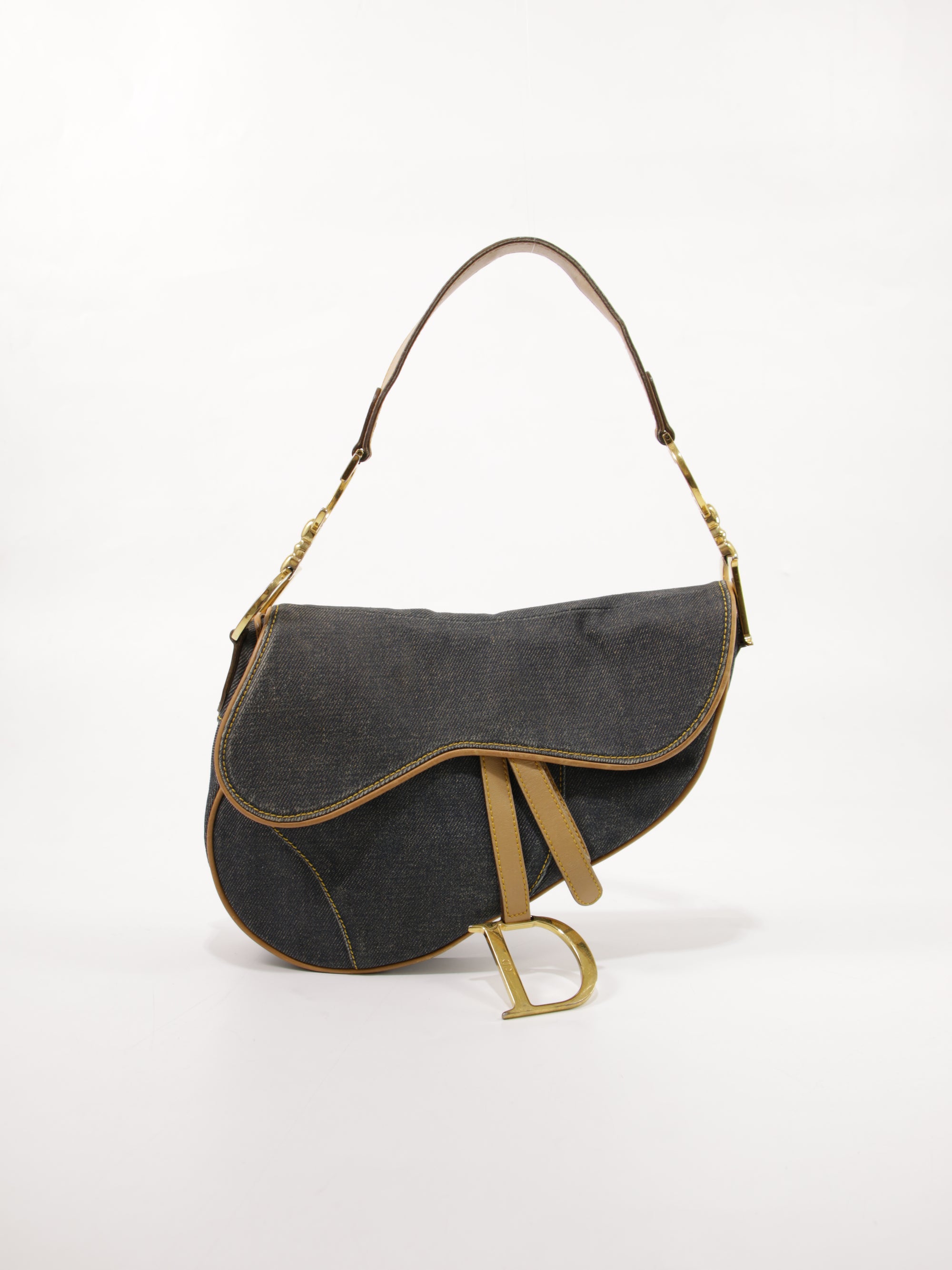 Saddle