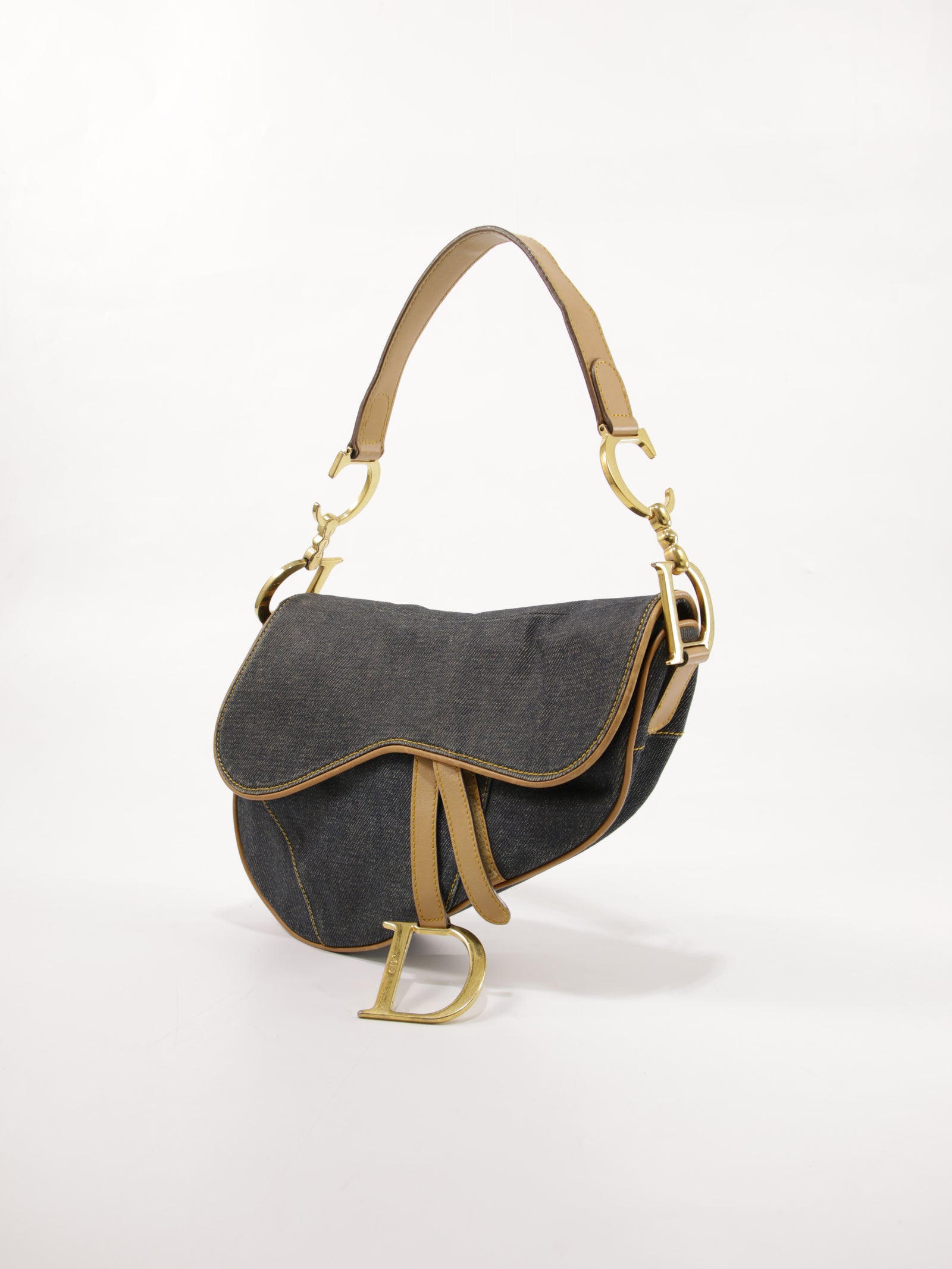 Saddle