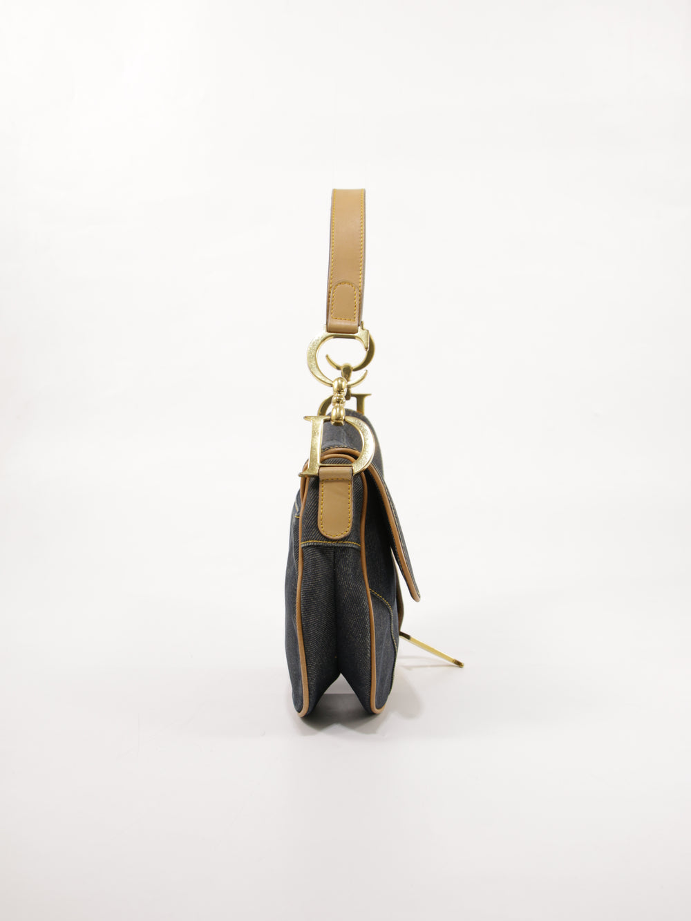 Saddle