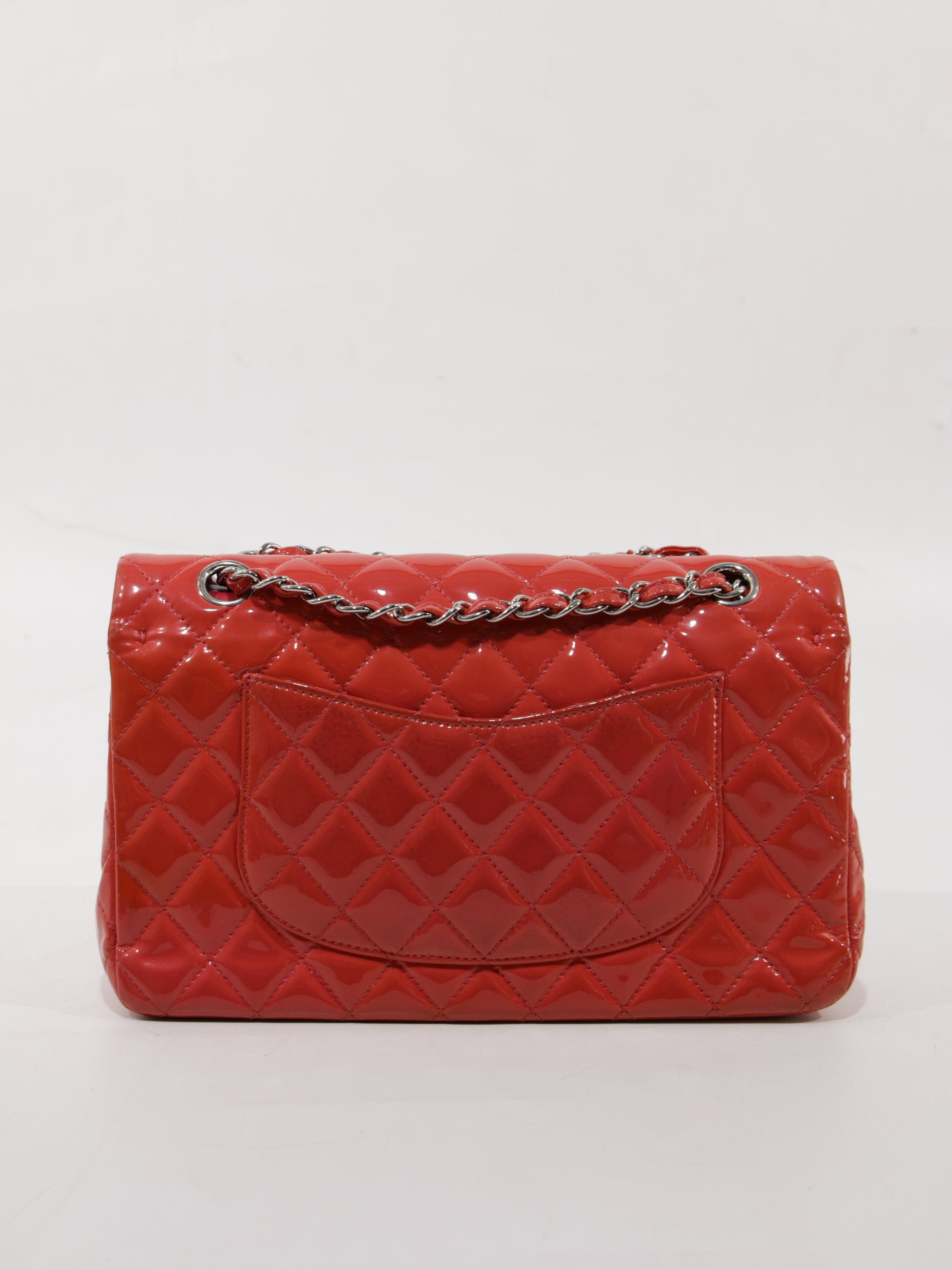 Medium Classic Flap