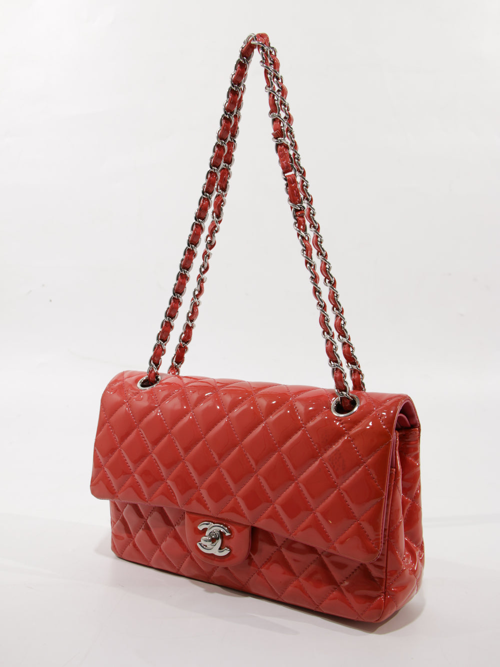 Medium Classic Flap