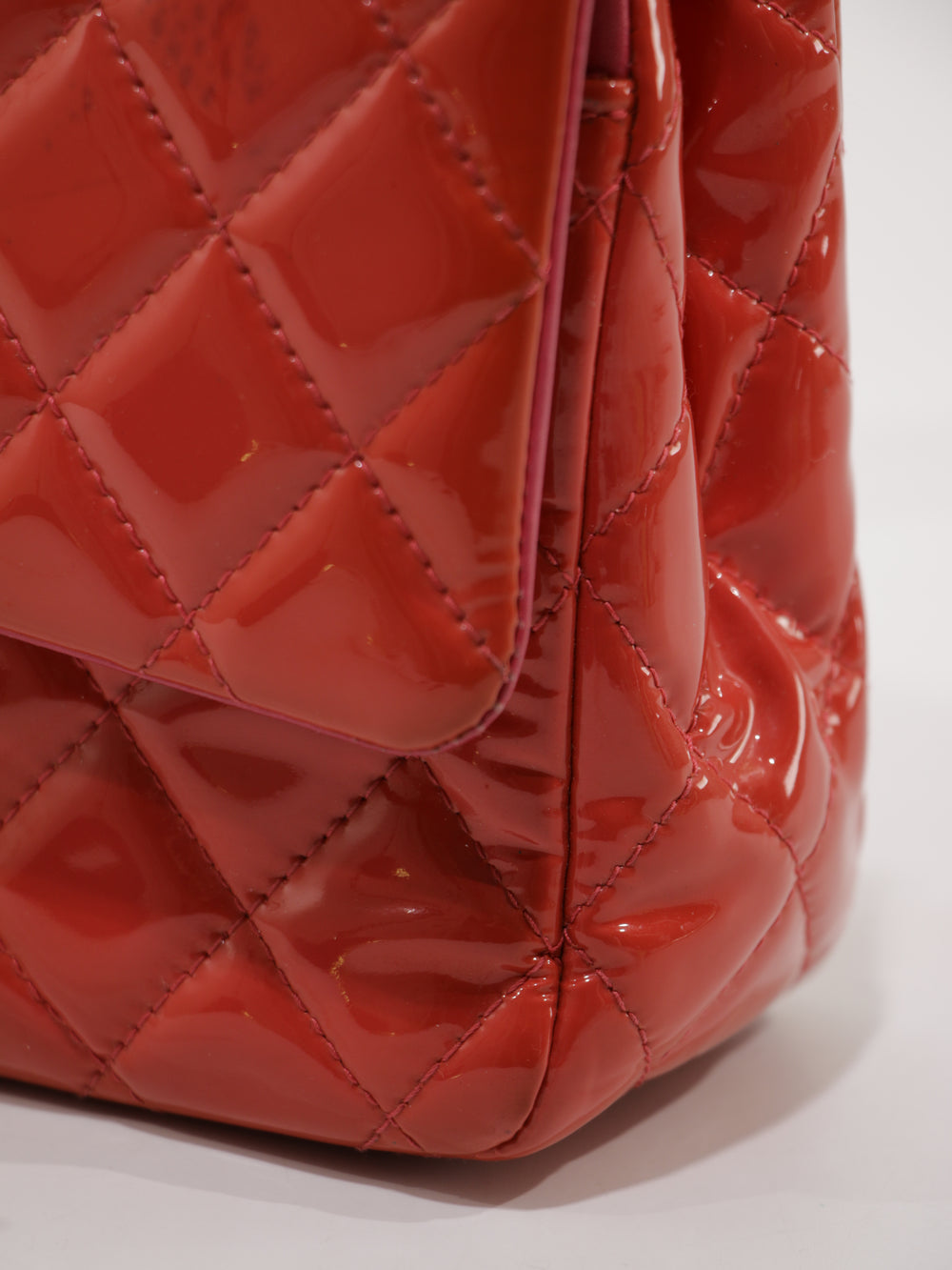 Medium Classic Flap