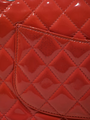 Medium Classic Flap