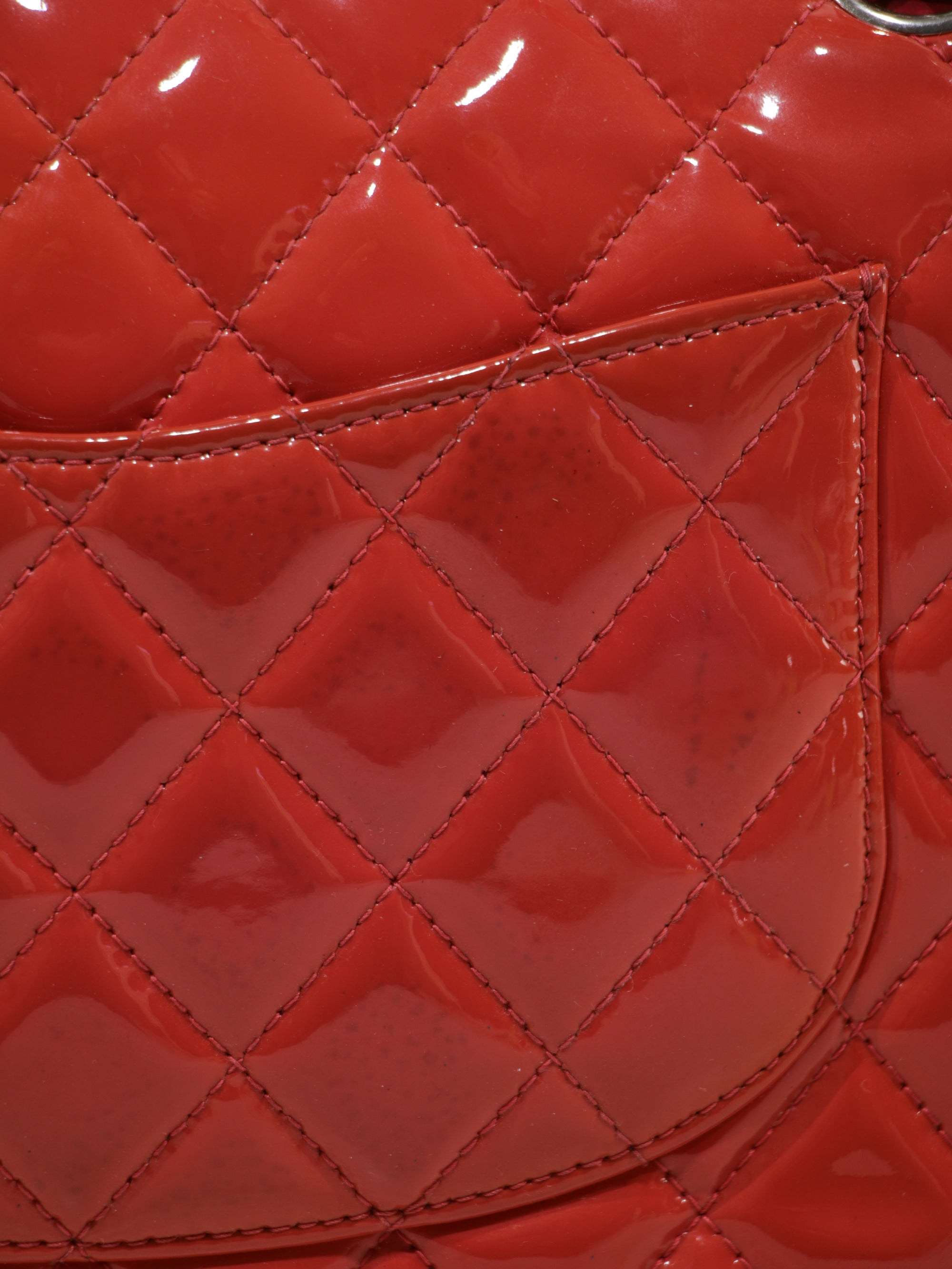 Medium Classic Flap