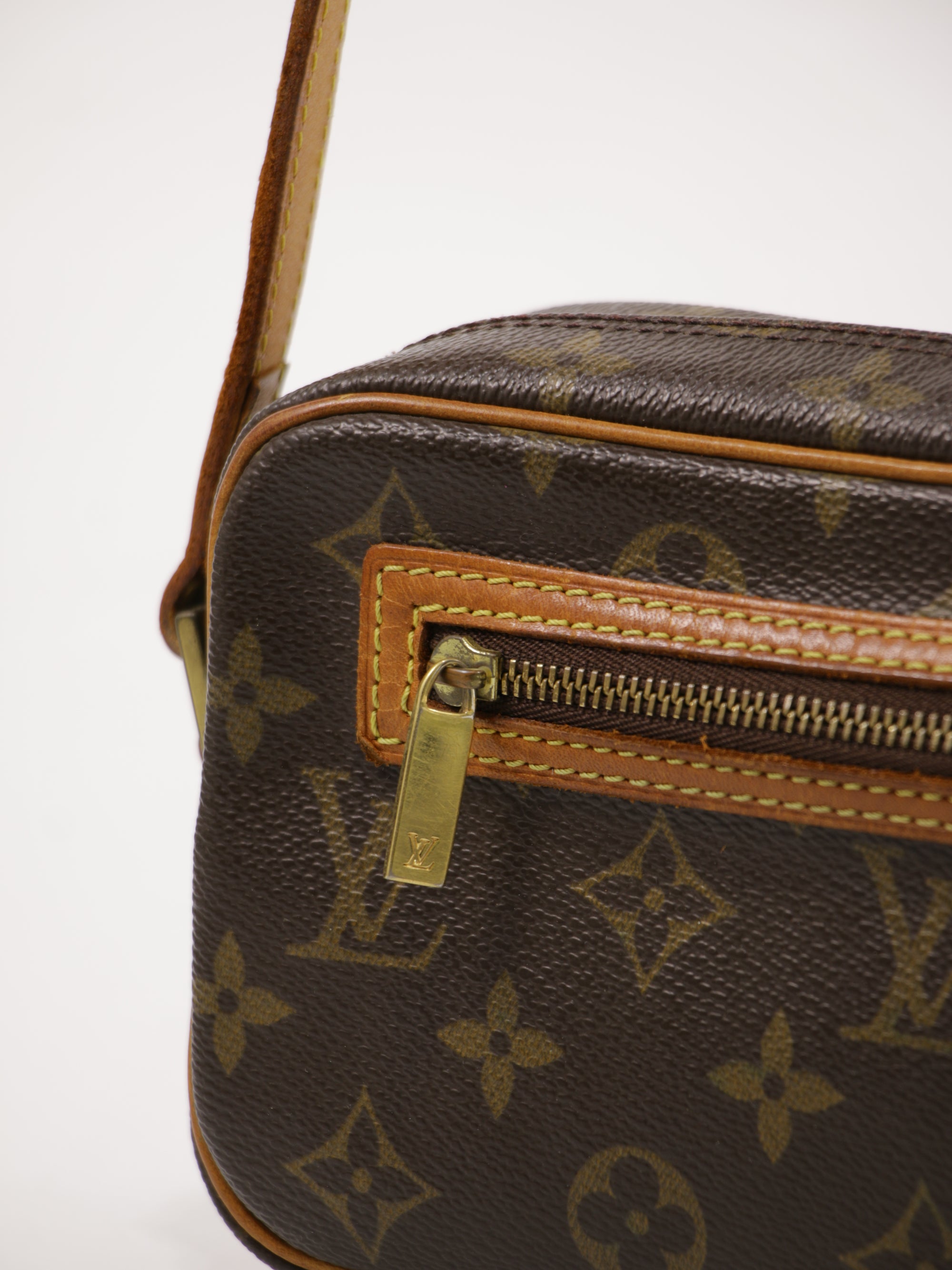 Pochette Cite