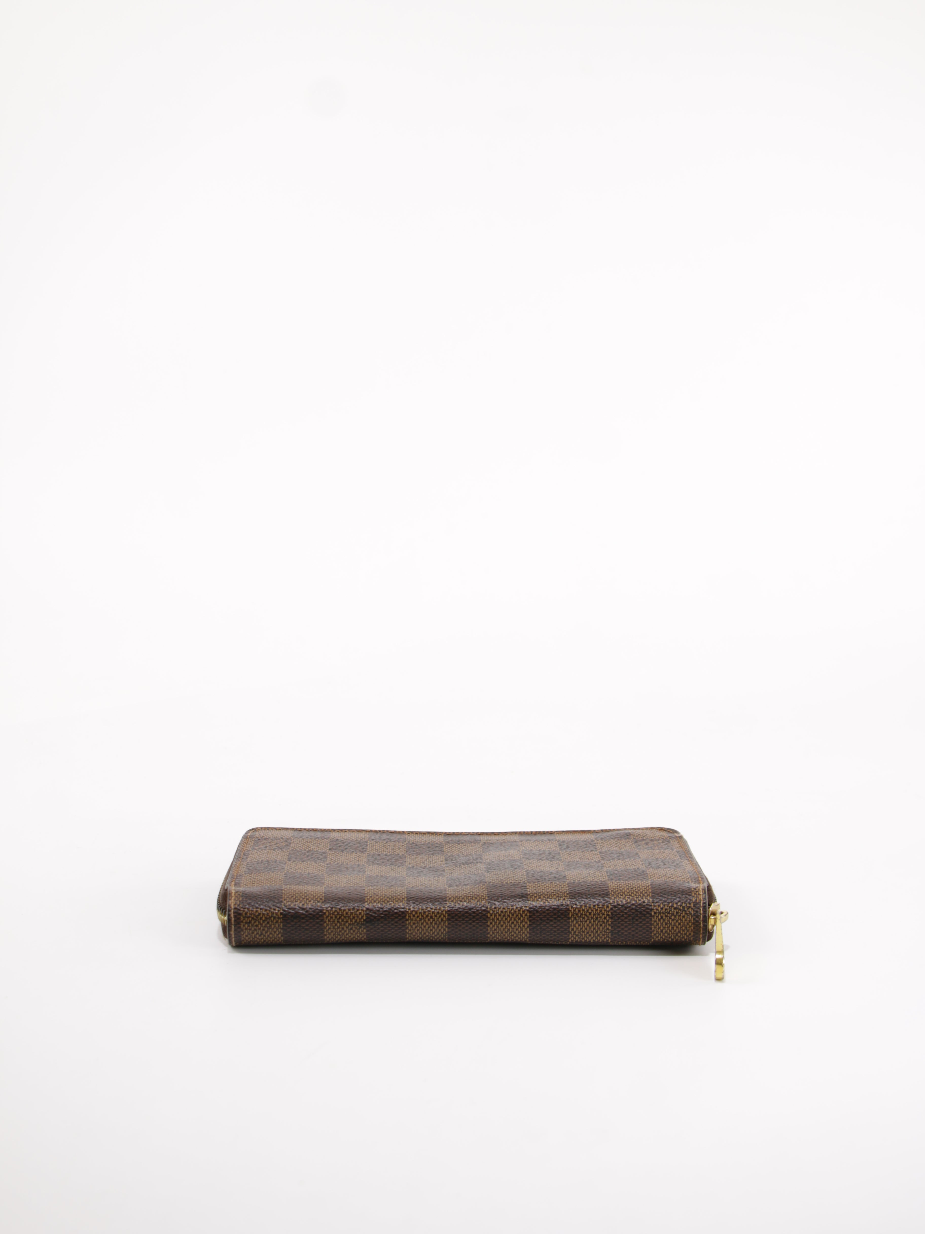 Long Zippy Wallet