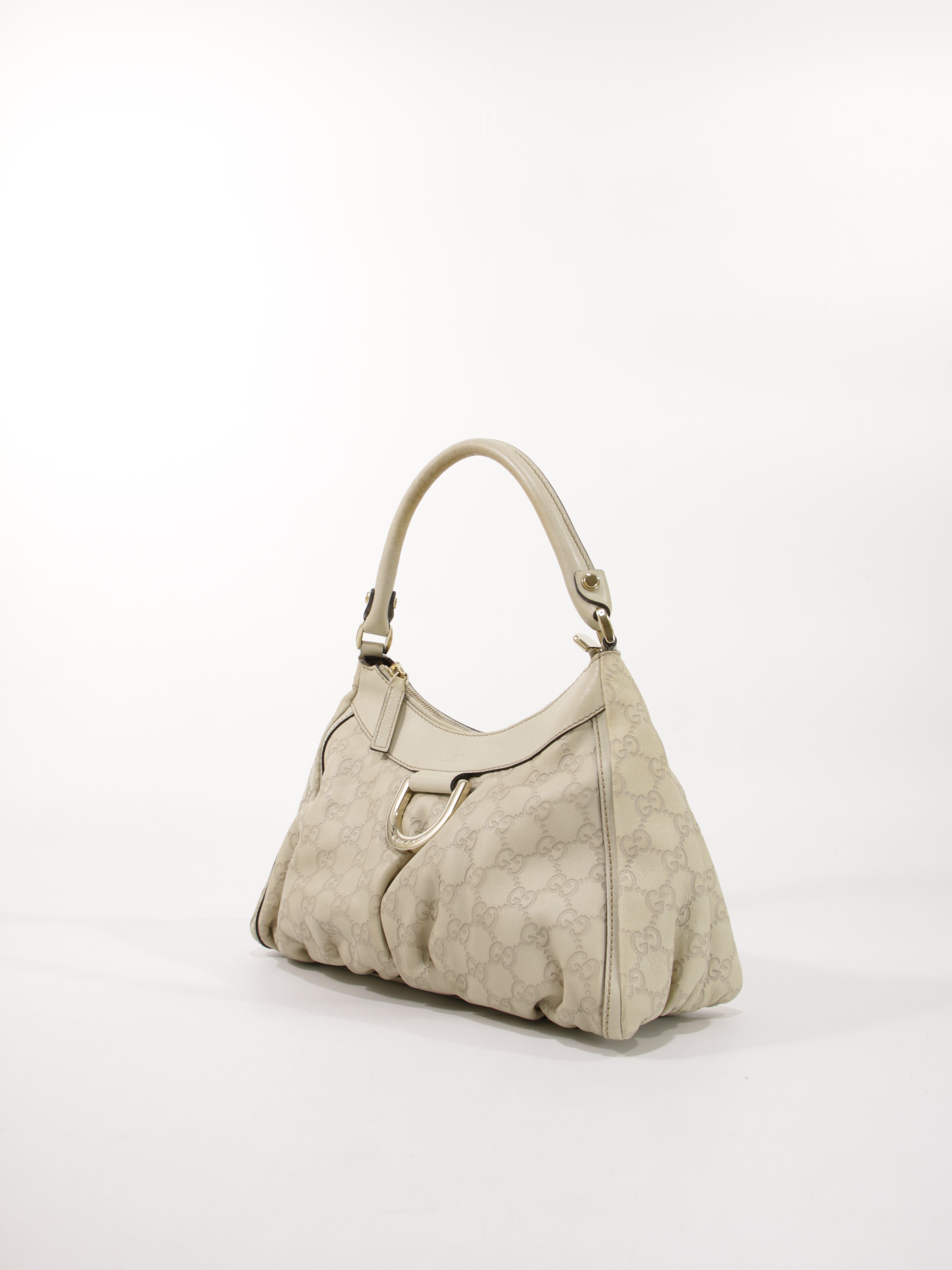 Abbey D-Ring Small