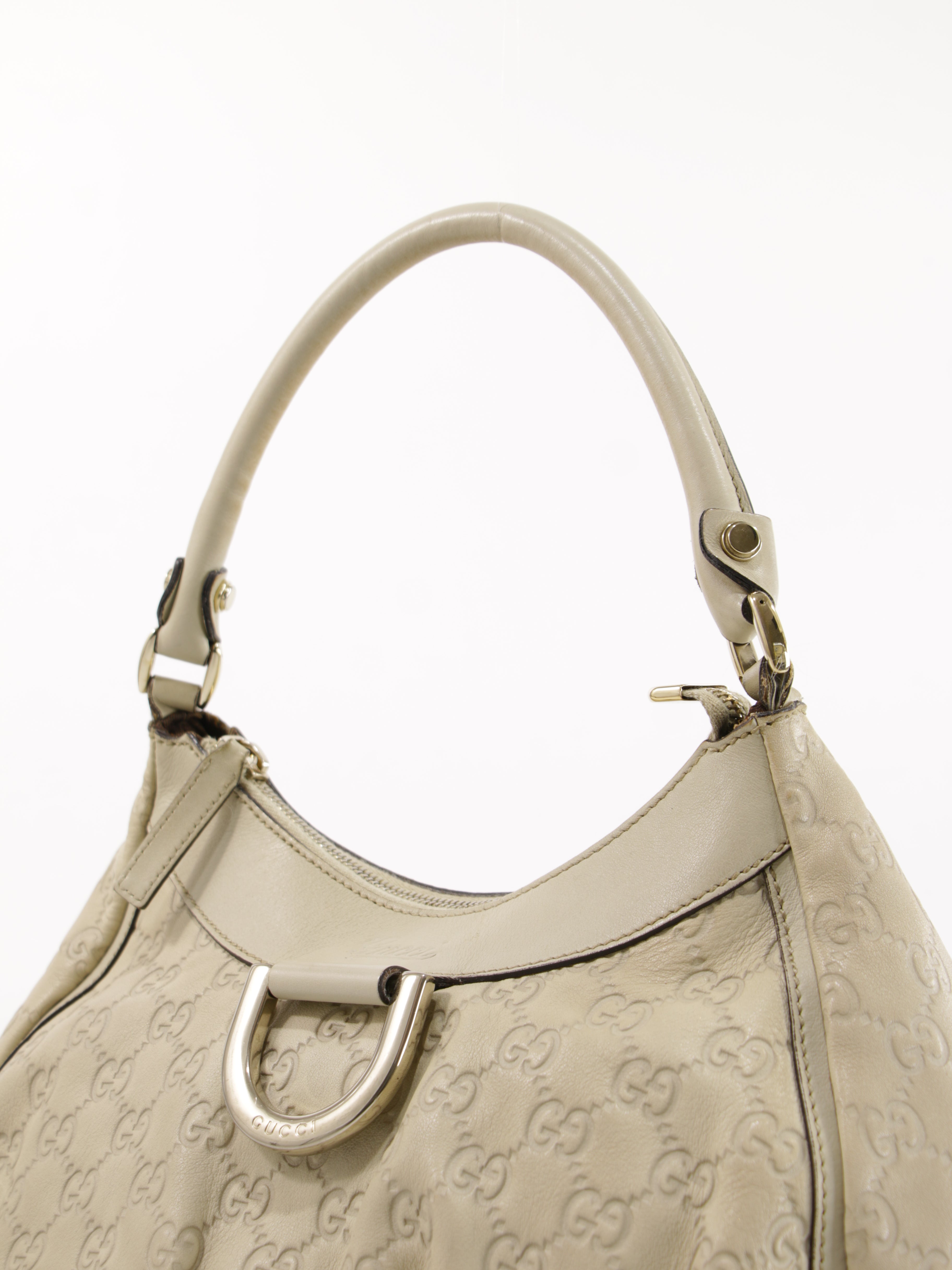 Abbey D-Ring Small