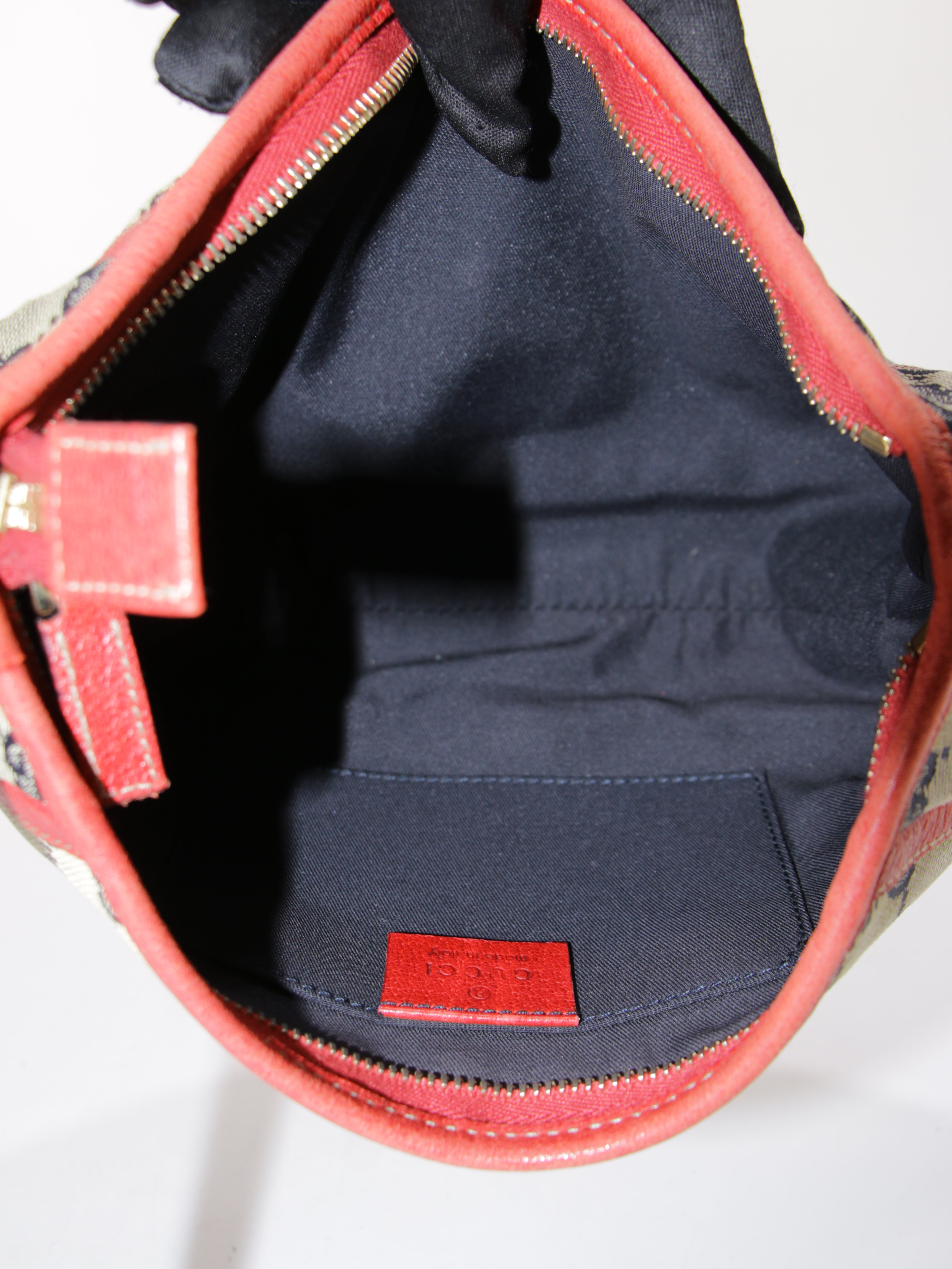 Gucci Abbey D-Ring Pochette