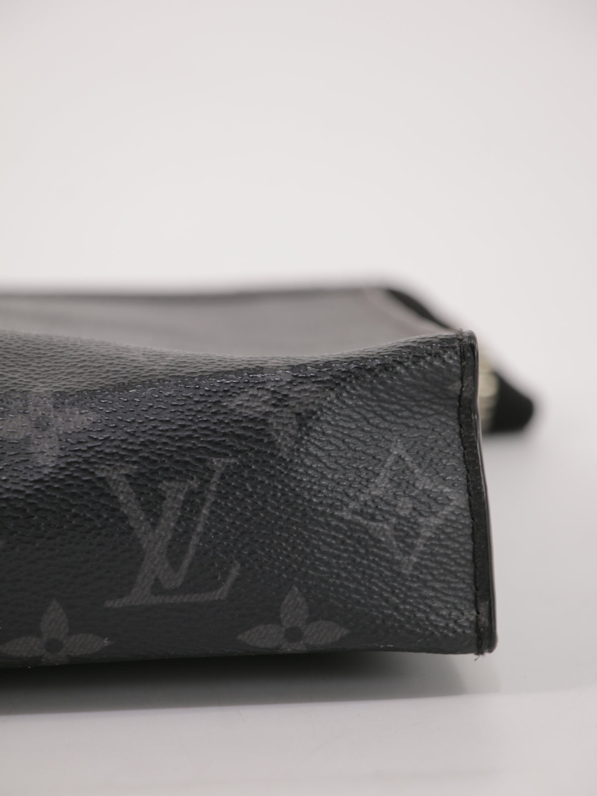 Louis Vuitton Pochette Voyage MM