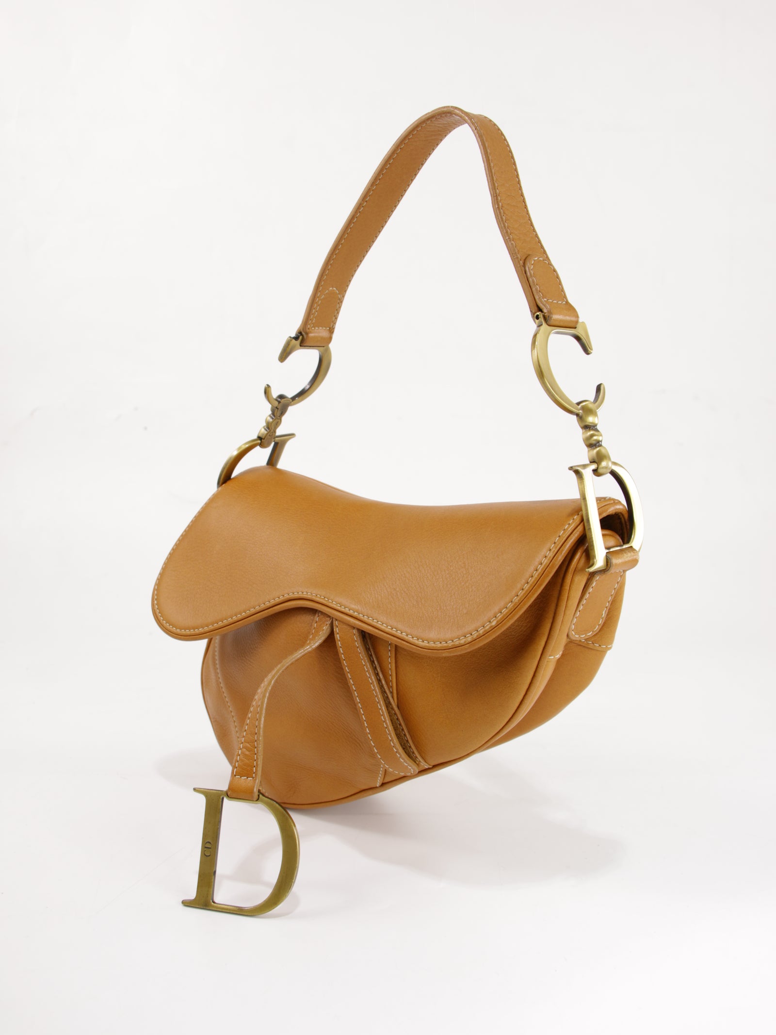 Saddle