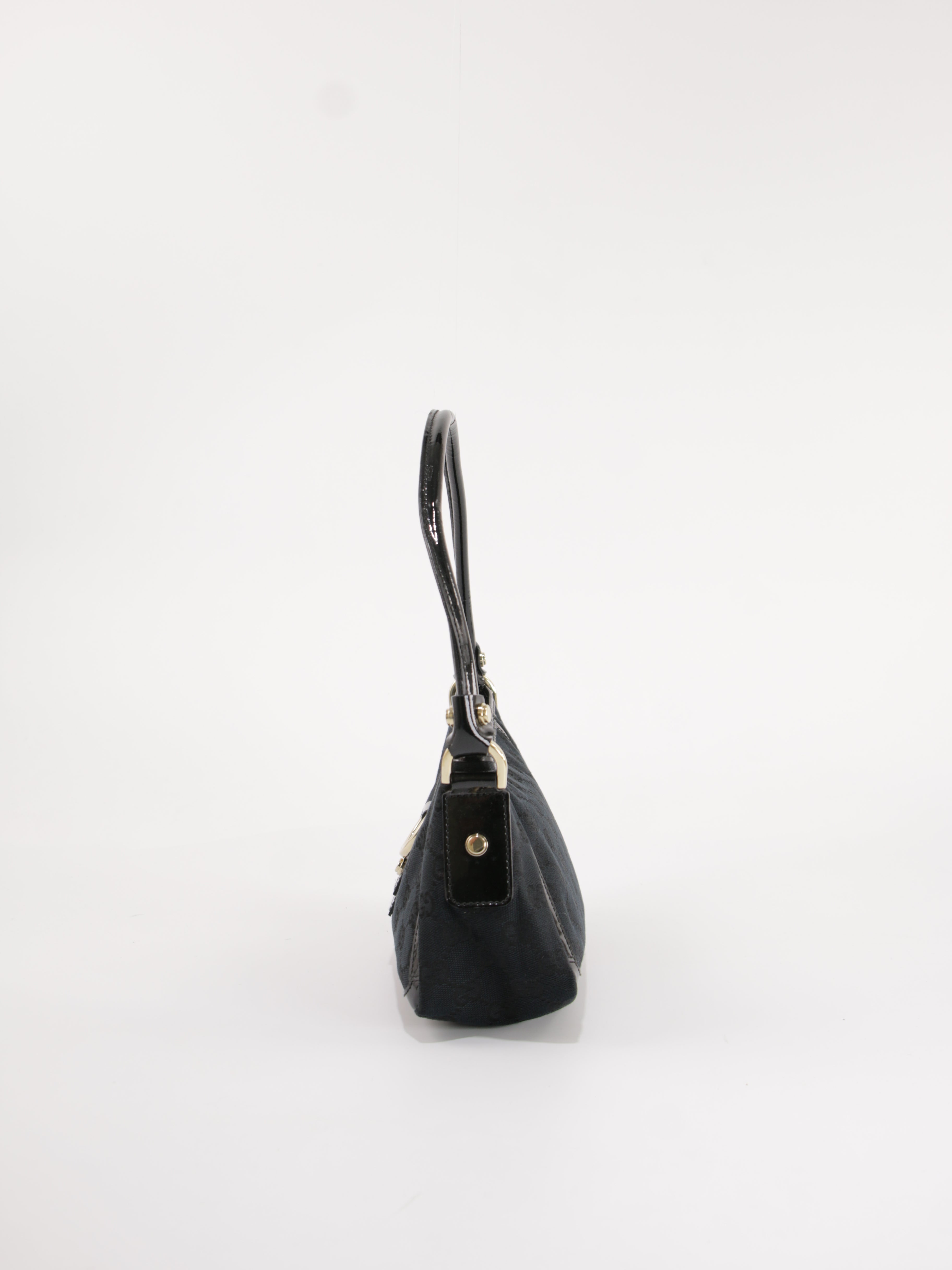 Abbey D-Ring Pochette