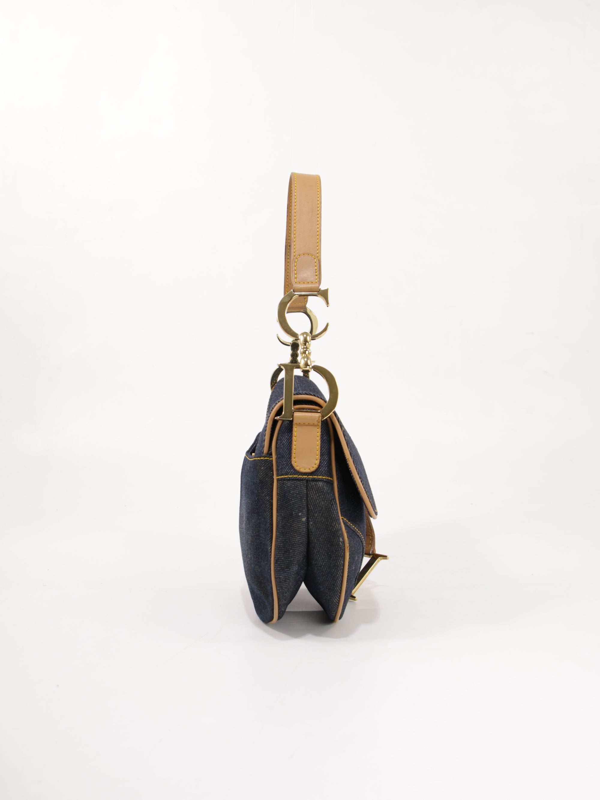 Saddle